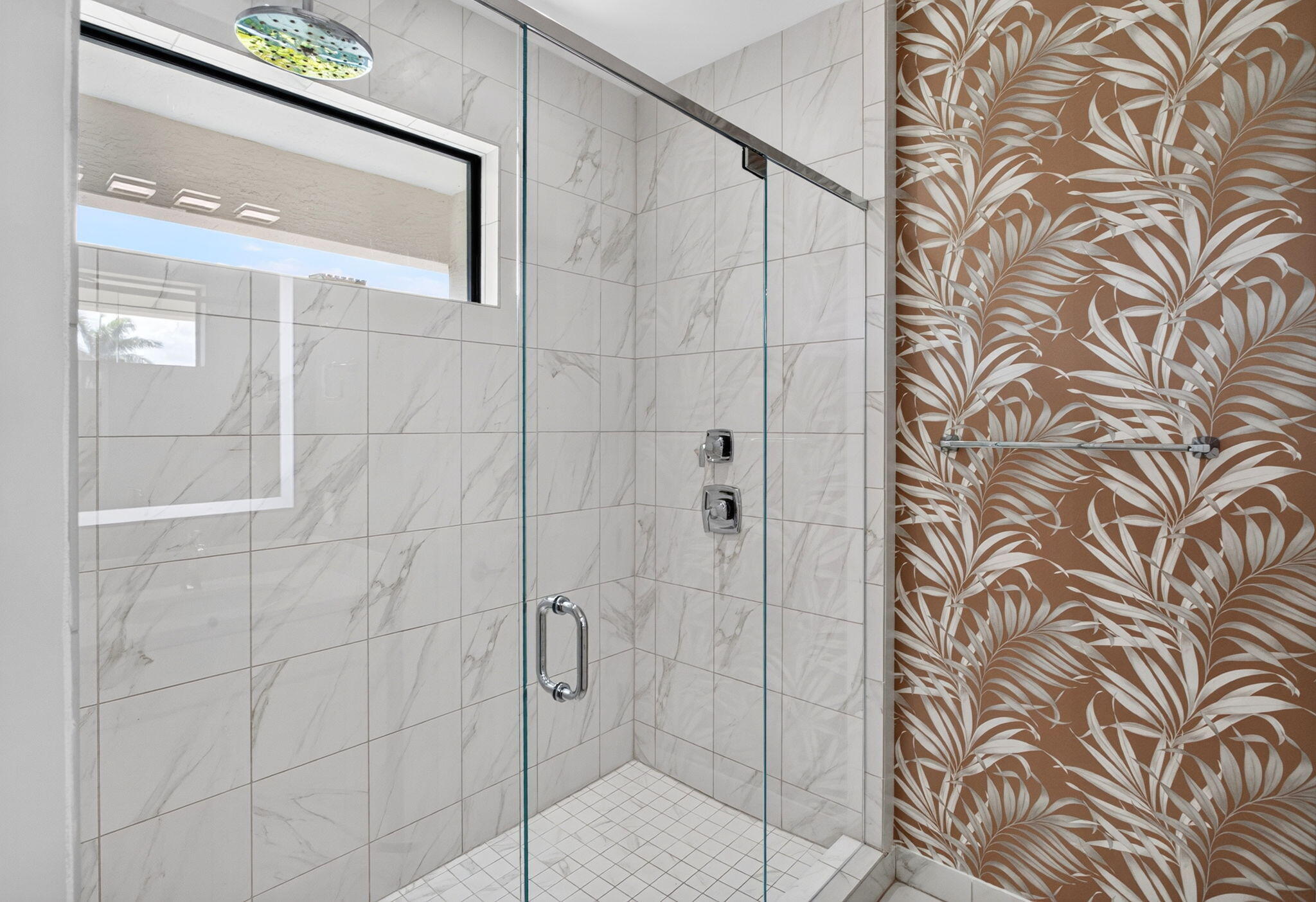 608 Windward Circle S Property Photo 23