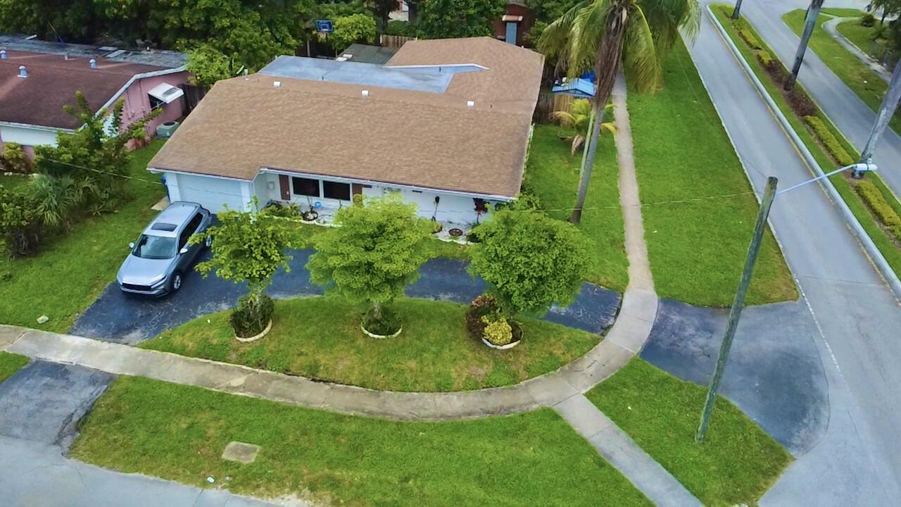 6801 Nw 24th Place Property Photo 1
