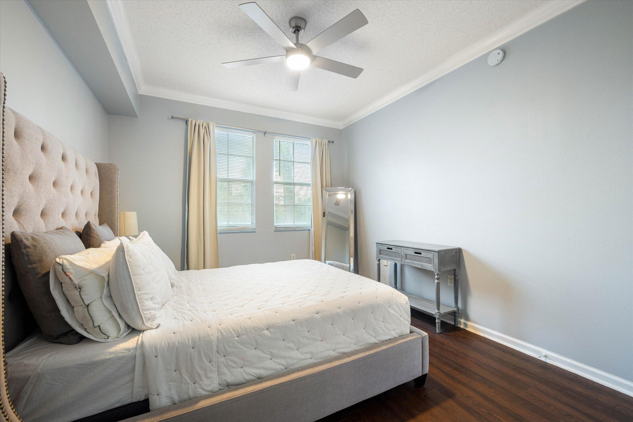 533 Ne 3rd Avenue 310 Property Photo 12