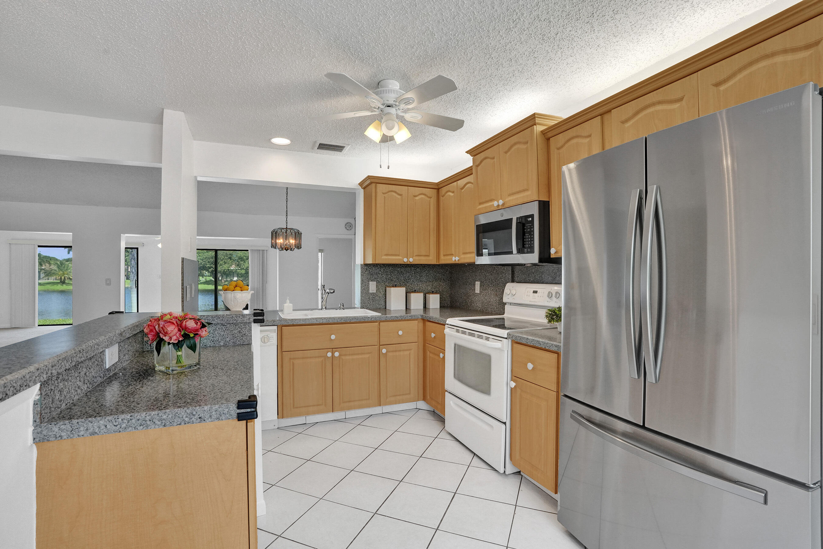 2129 Sw 17th Circle Property Photo 10