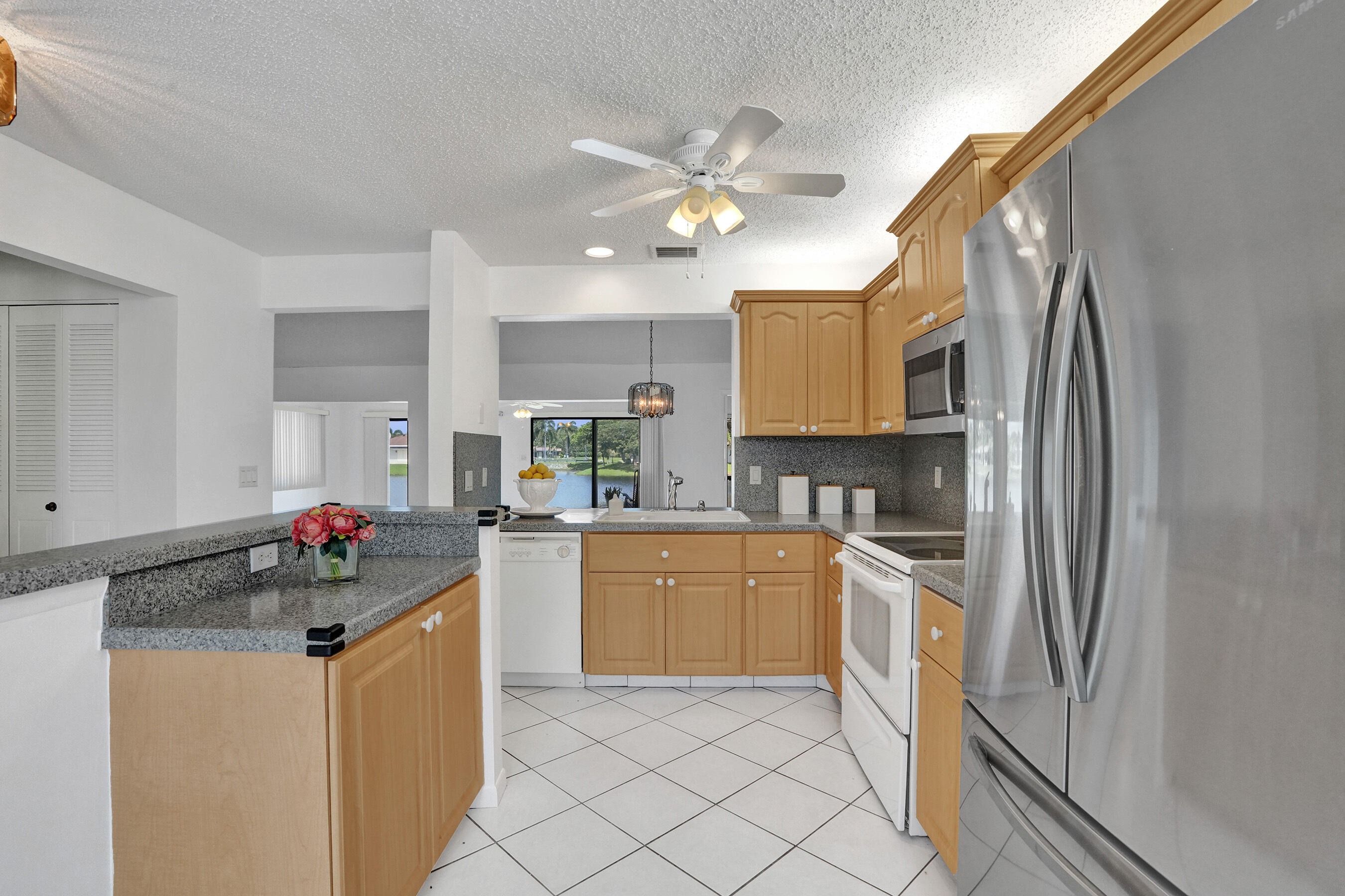 2129 Sw 17th Circle Property Photo 11