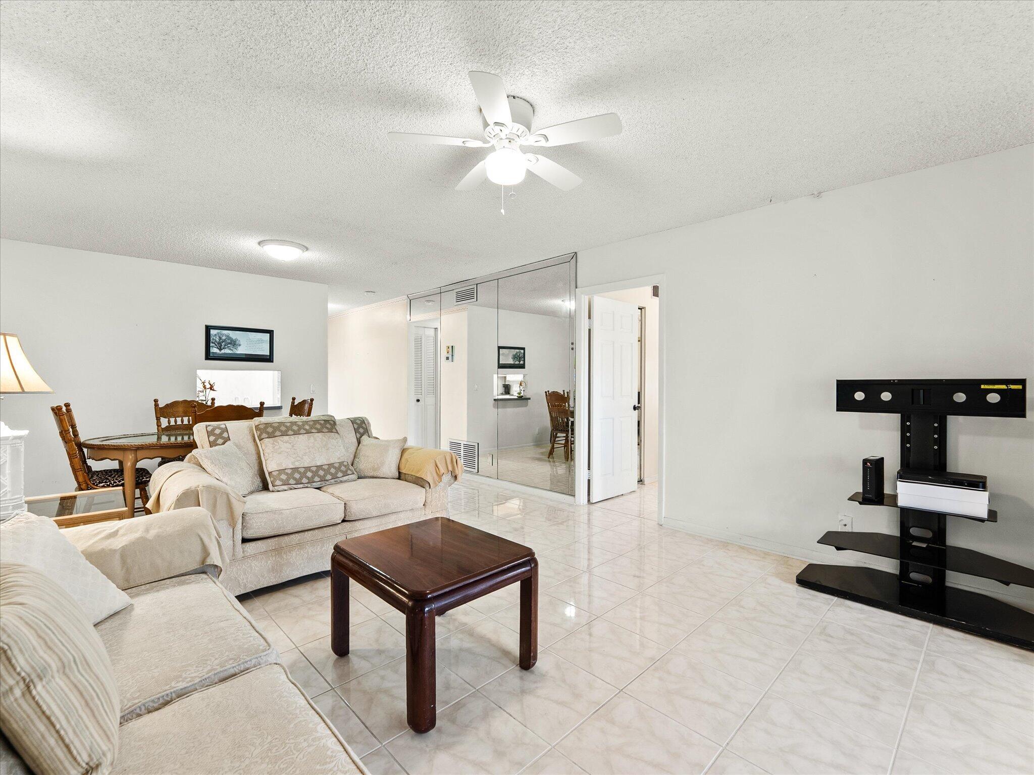 341 A Covered Bridge Boulevard Property Photo 4