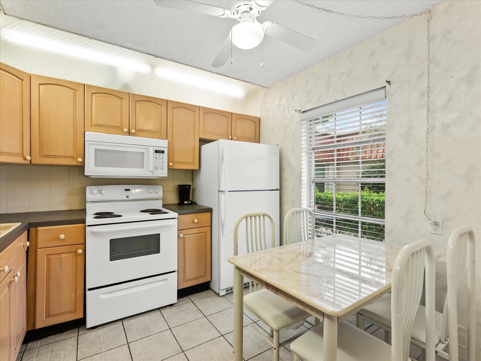 341 A Covered Bridge Boulevard Property Photo 10