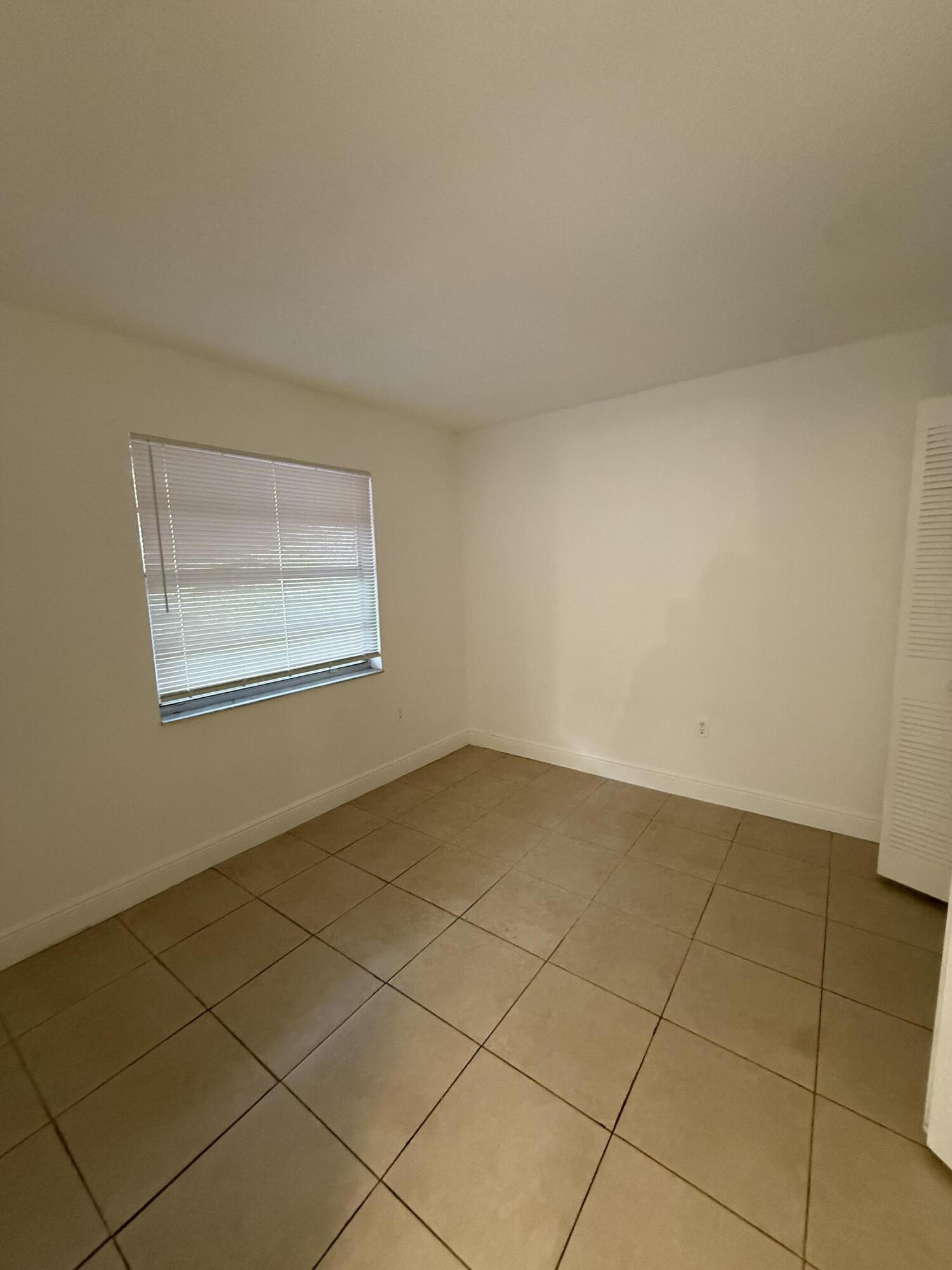 3280 NW 103RD Terrace 204-A Property Photo 1