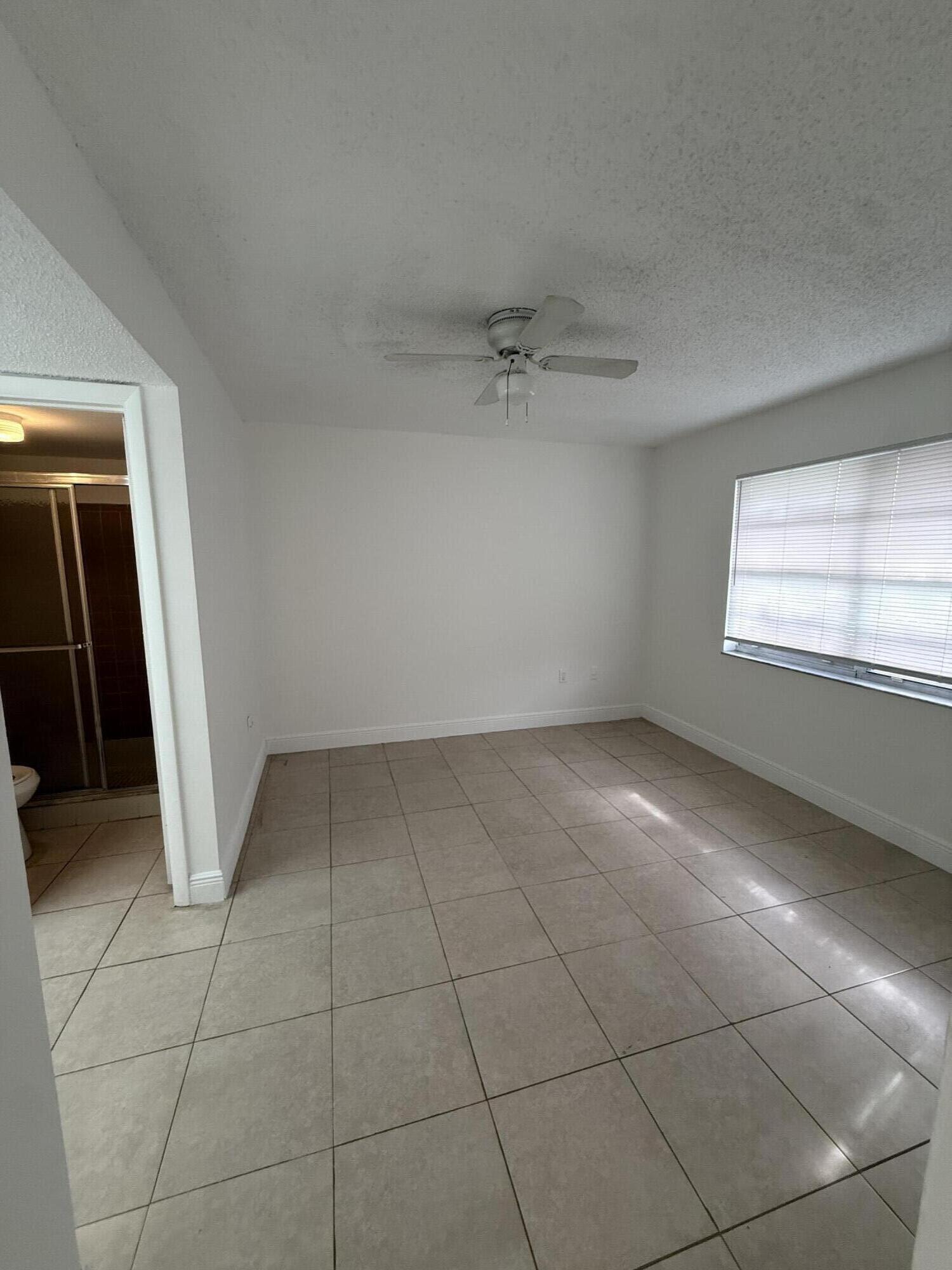 3280 Nw 103rd Terrace 204-a Property Photo 7