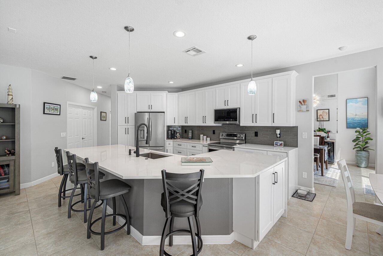 4756 S Classical Boulevard Property Photo 17