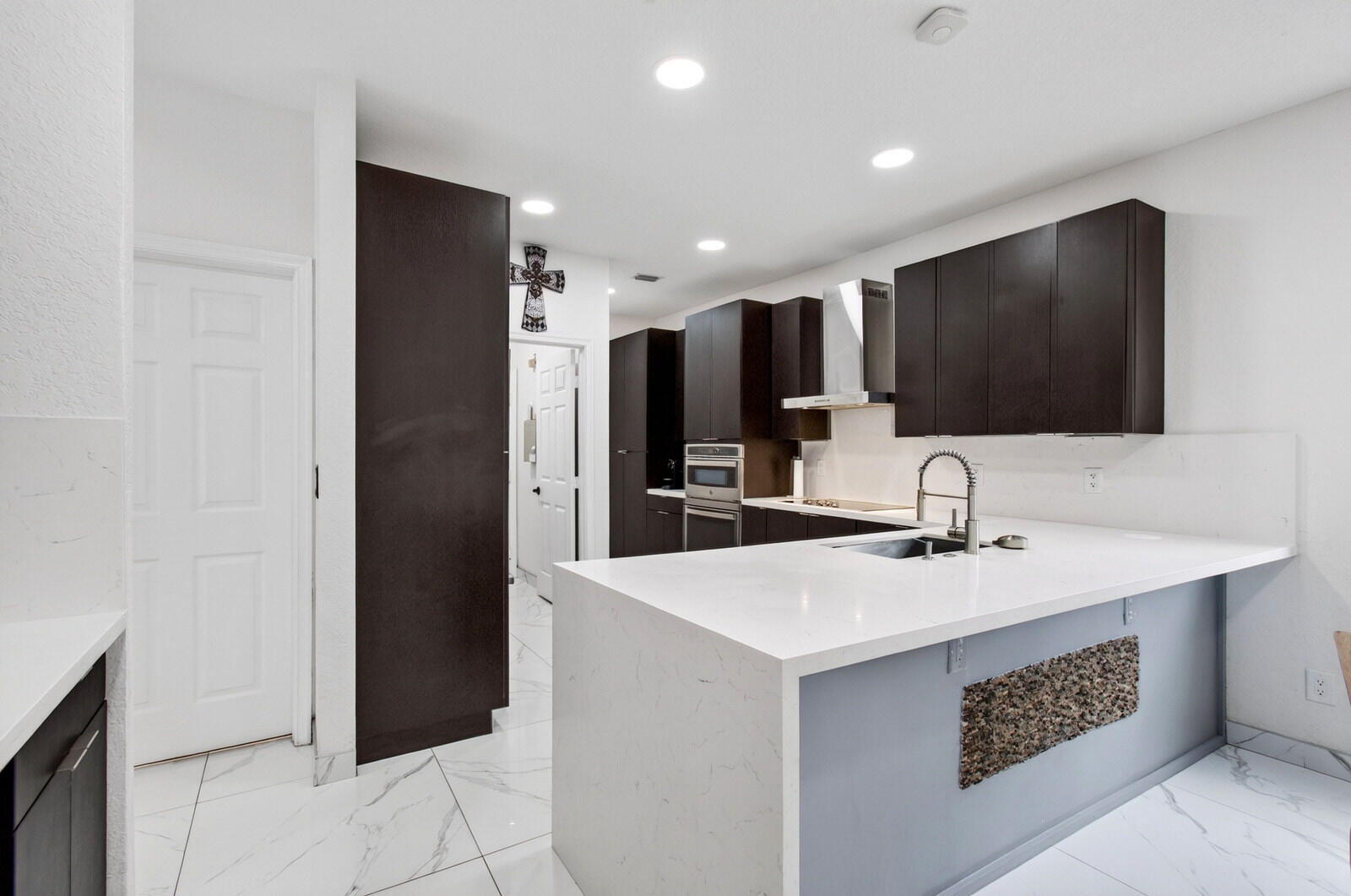 4940 Egret Place Property Photo 15