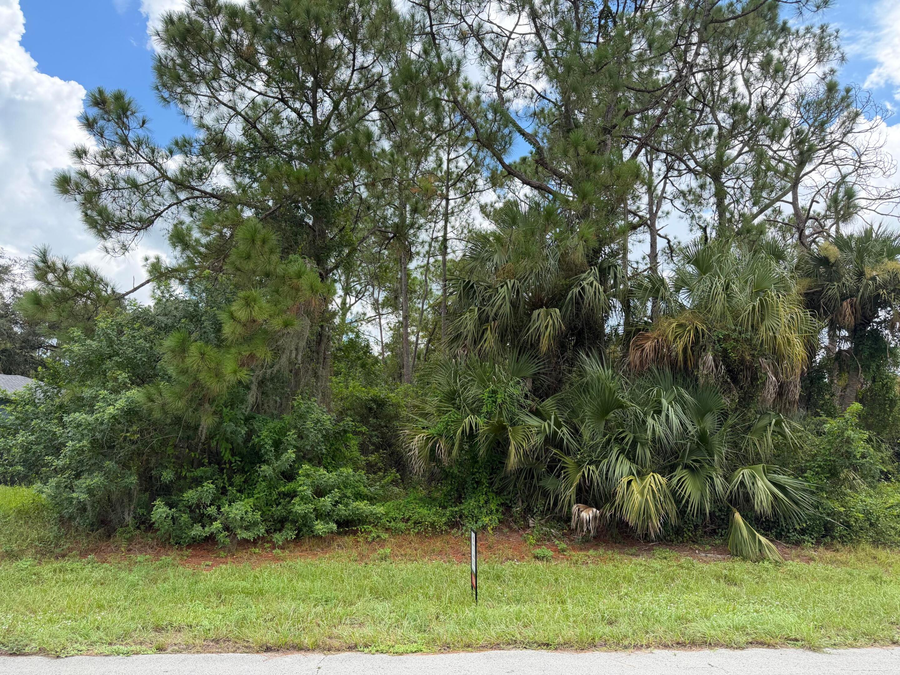 8008 Windswept Circle Property Photo 1