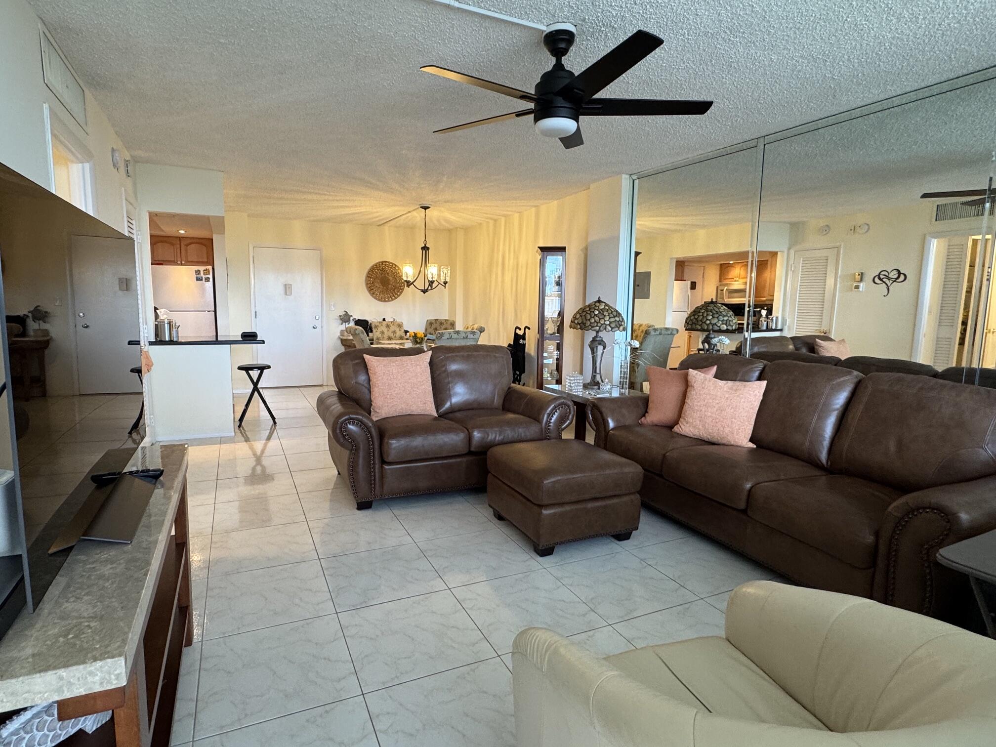 305 N Pompano Beach Boulevard Ph05 Property Photo 8