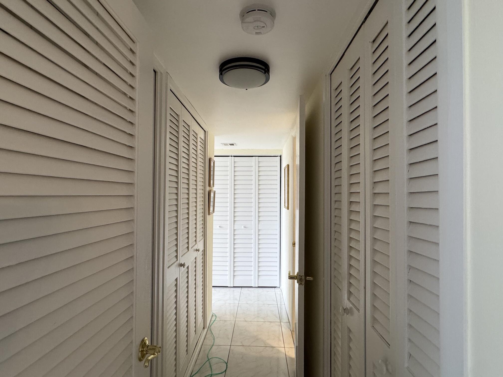 305 N Pompano Beach Boulevard Ph05 Property Photo 9