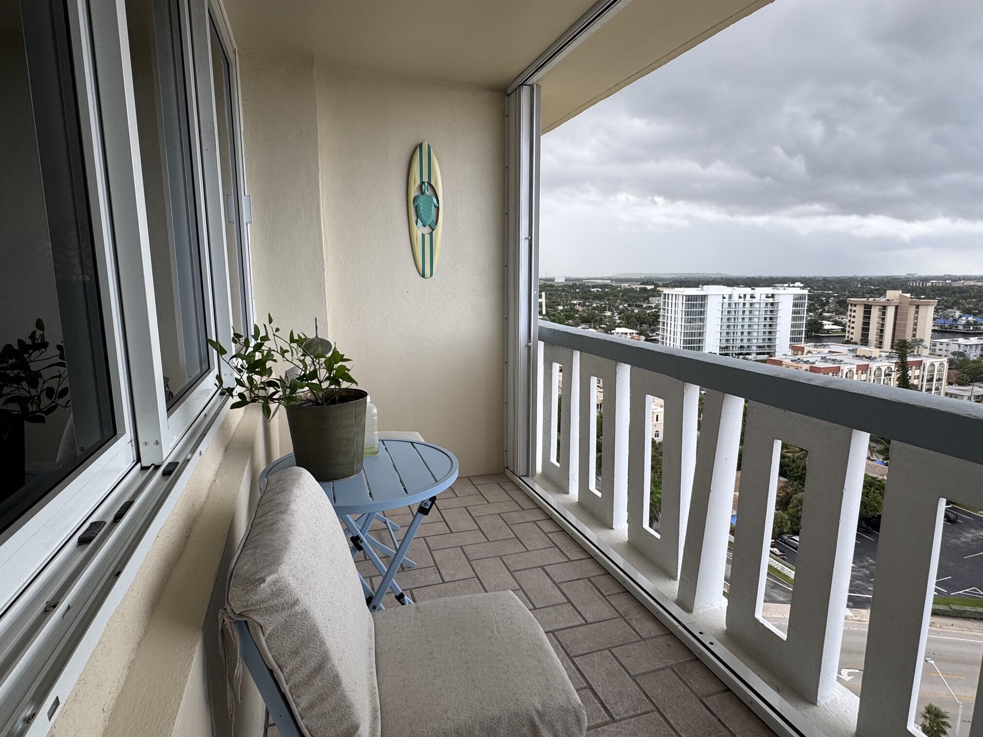 305 N Pompano Beach Boulevard Ph05 Property Photo 18