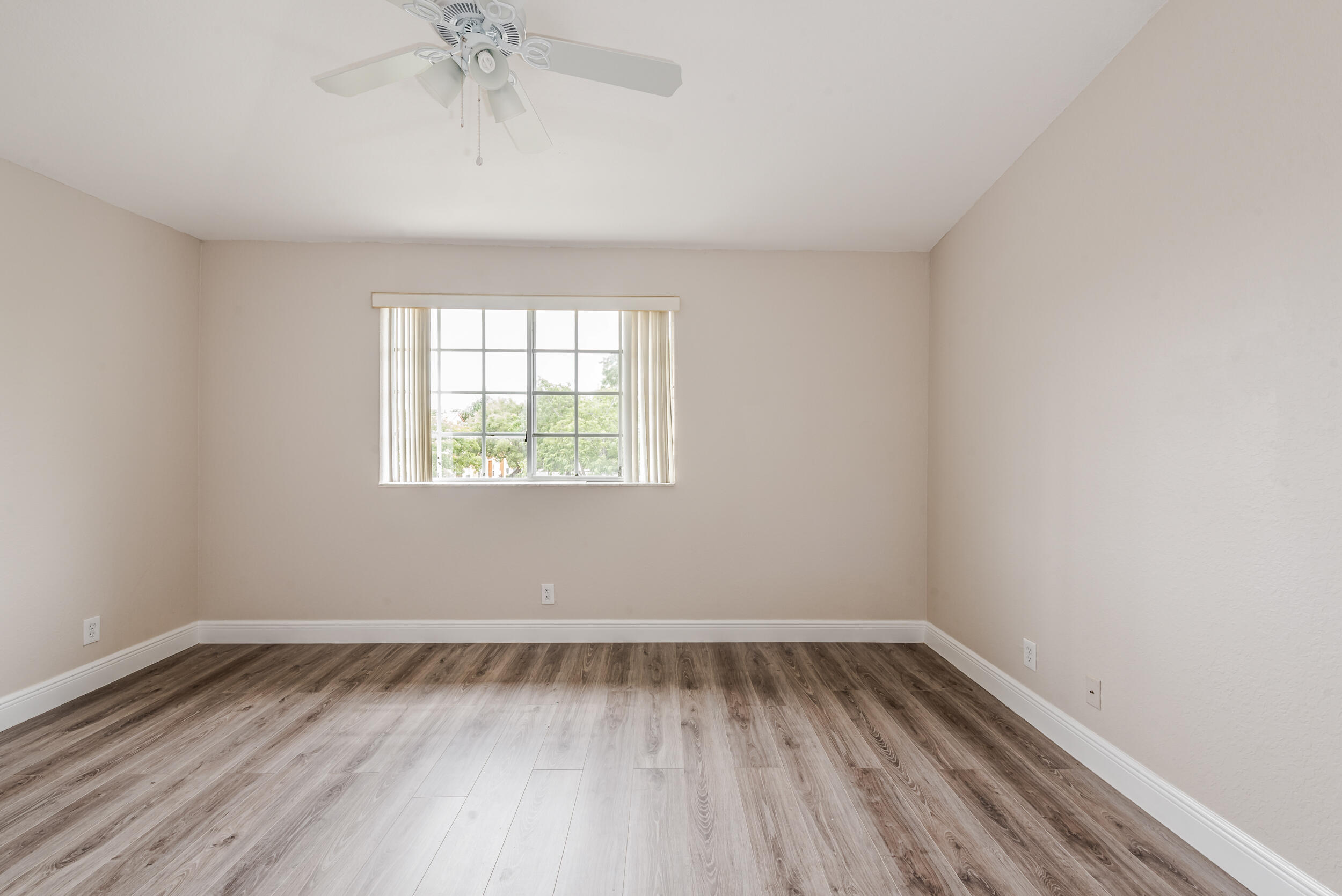 4020 Nw 90th Way Property Photo 24