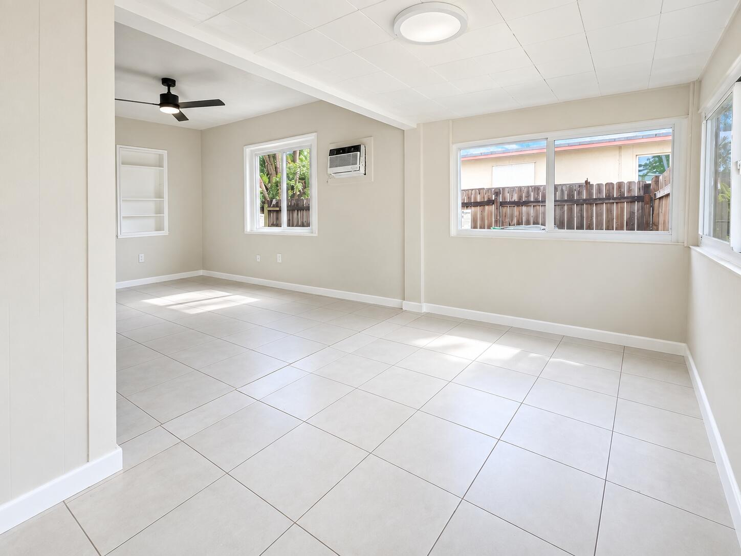 43 Sw 11th Street Unit W Property Photo 3