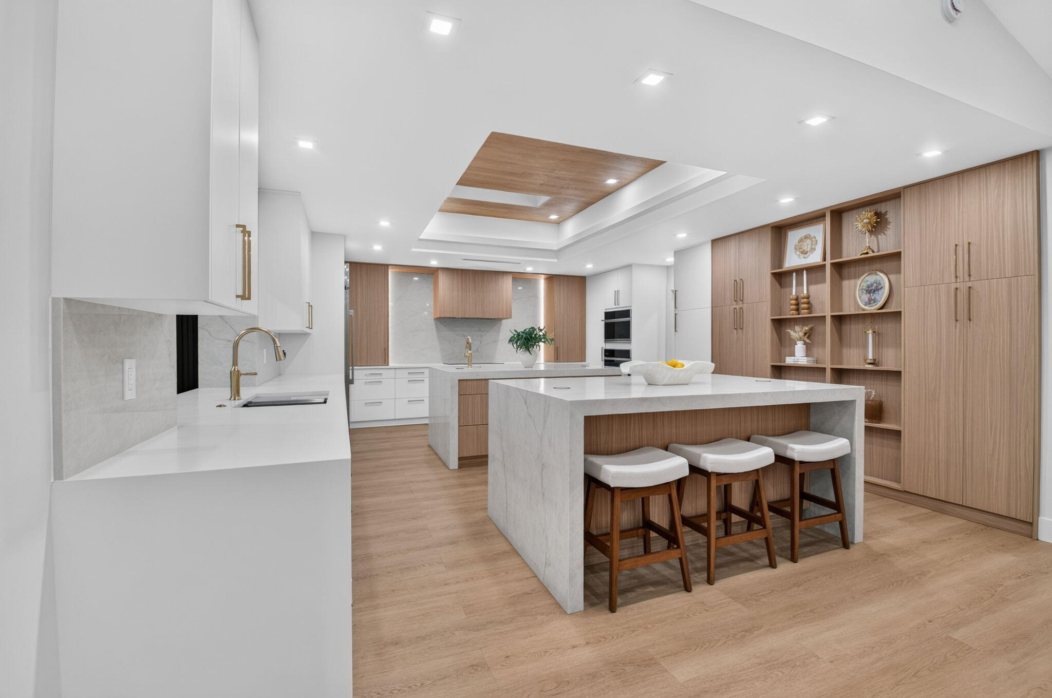 5107 Pineview Circle Property Photo 1