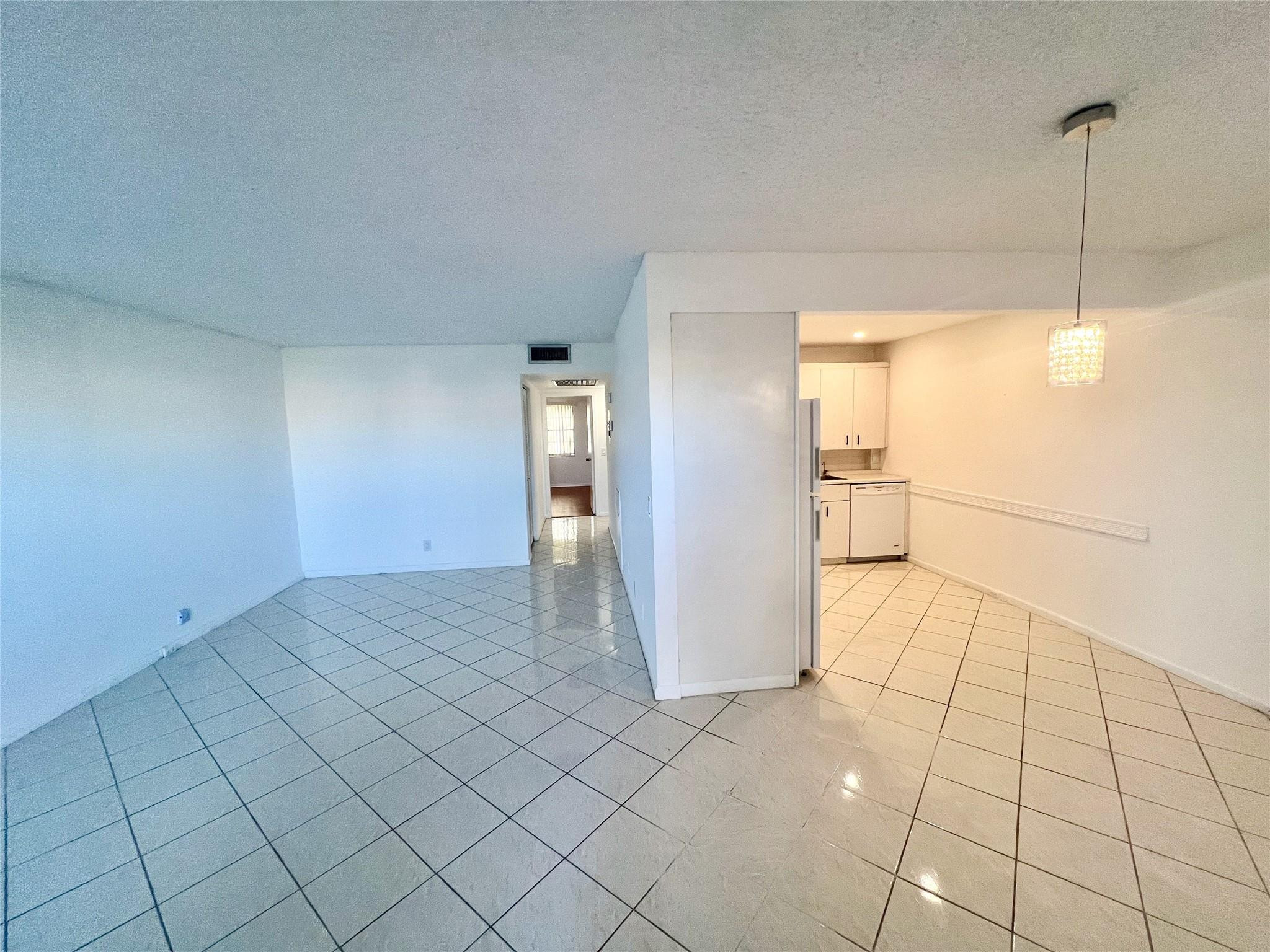 3002 Newcastle A Property Photo 1