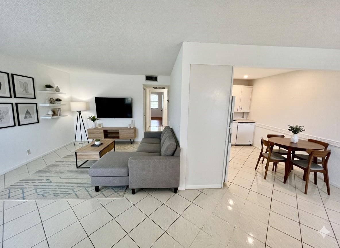3002 Newcastle A Property Photo 2