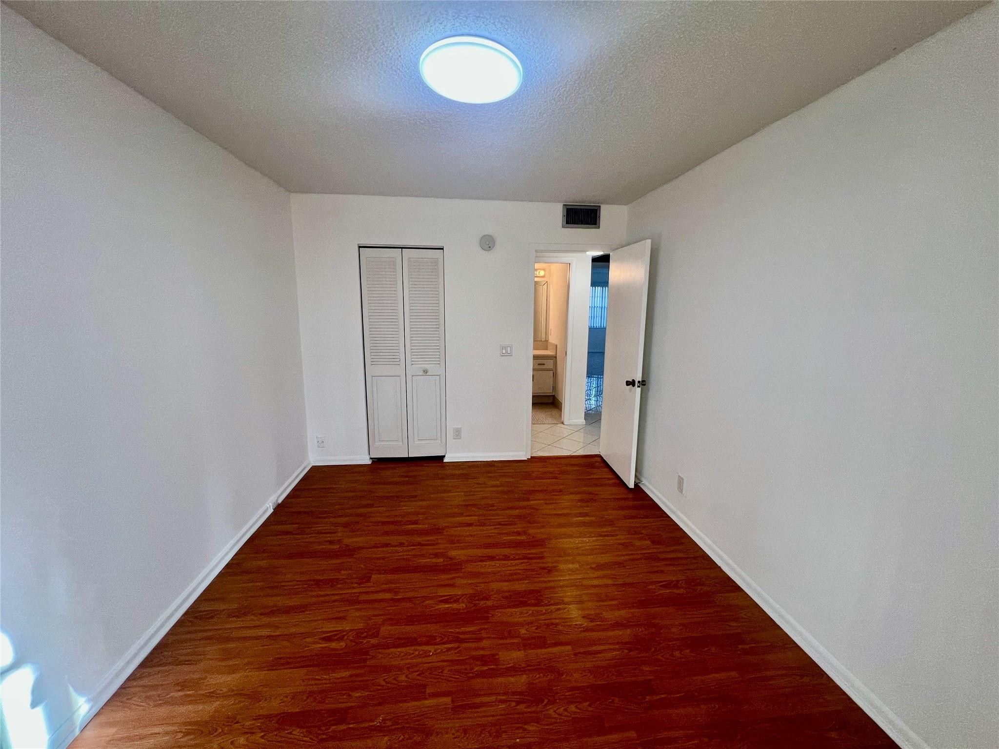 3002 Newcastle A Property Photo 10