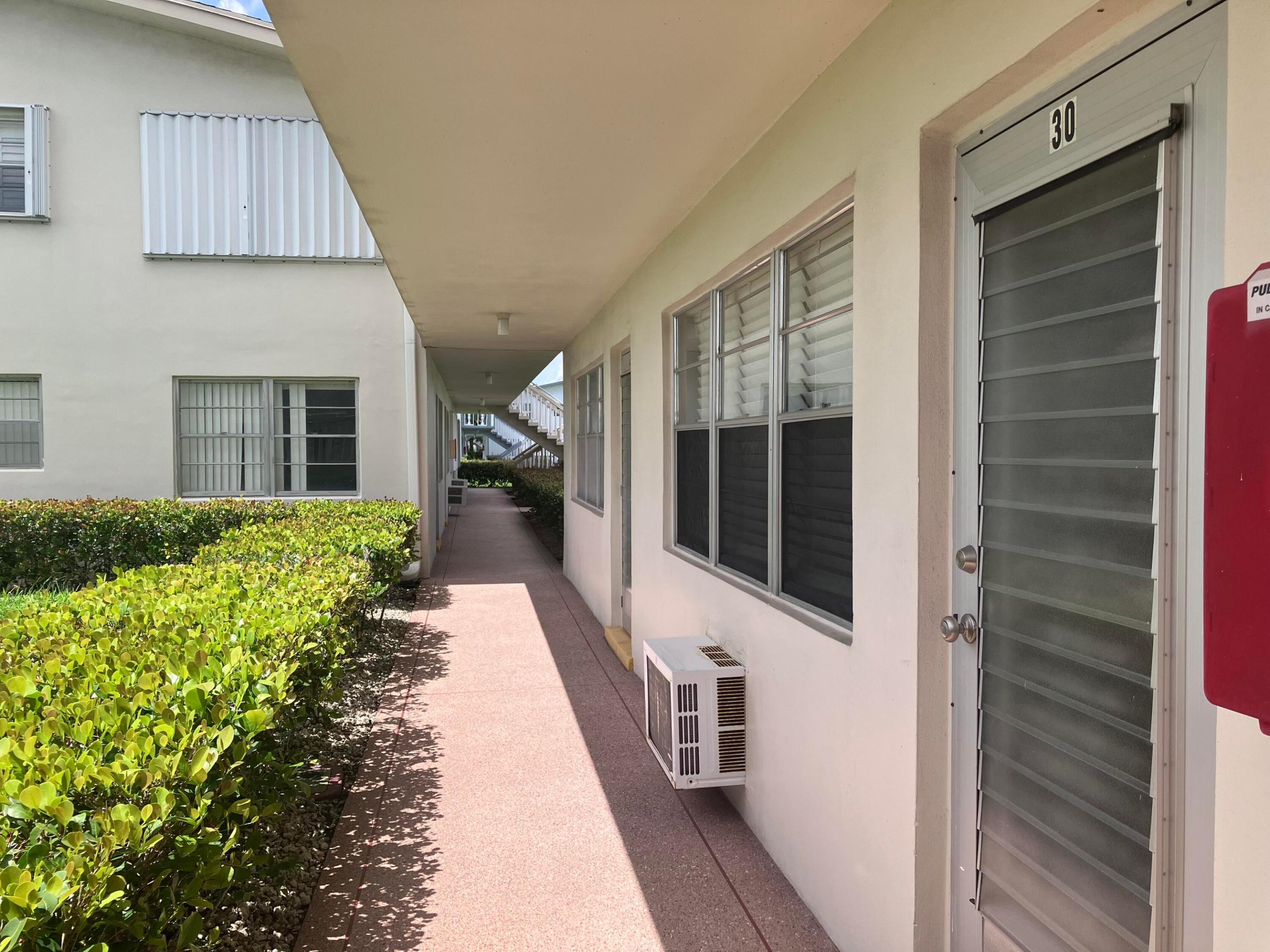 30 Chatham B Property Photo 2