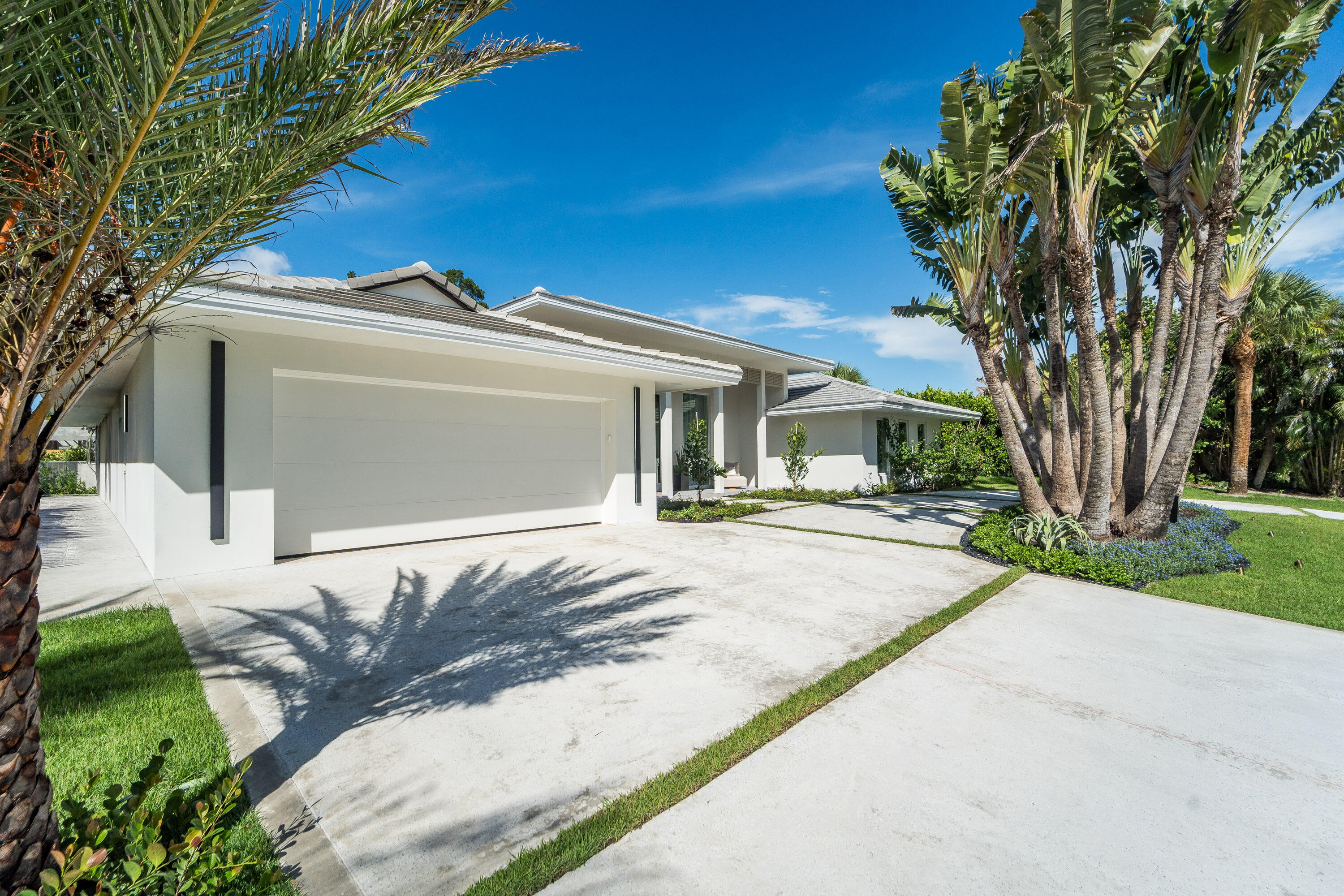 229 Golfview Drive Property Photo 4