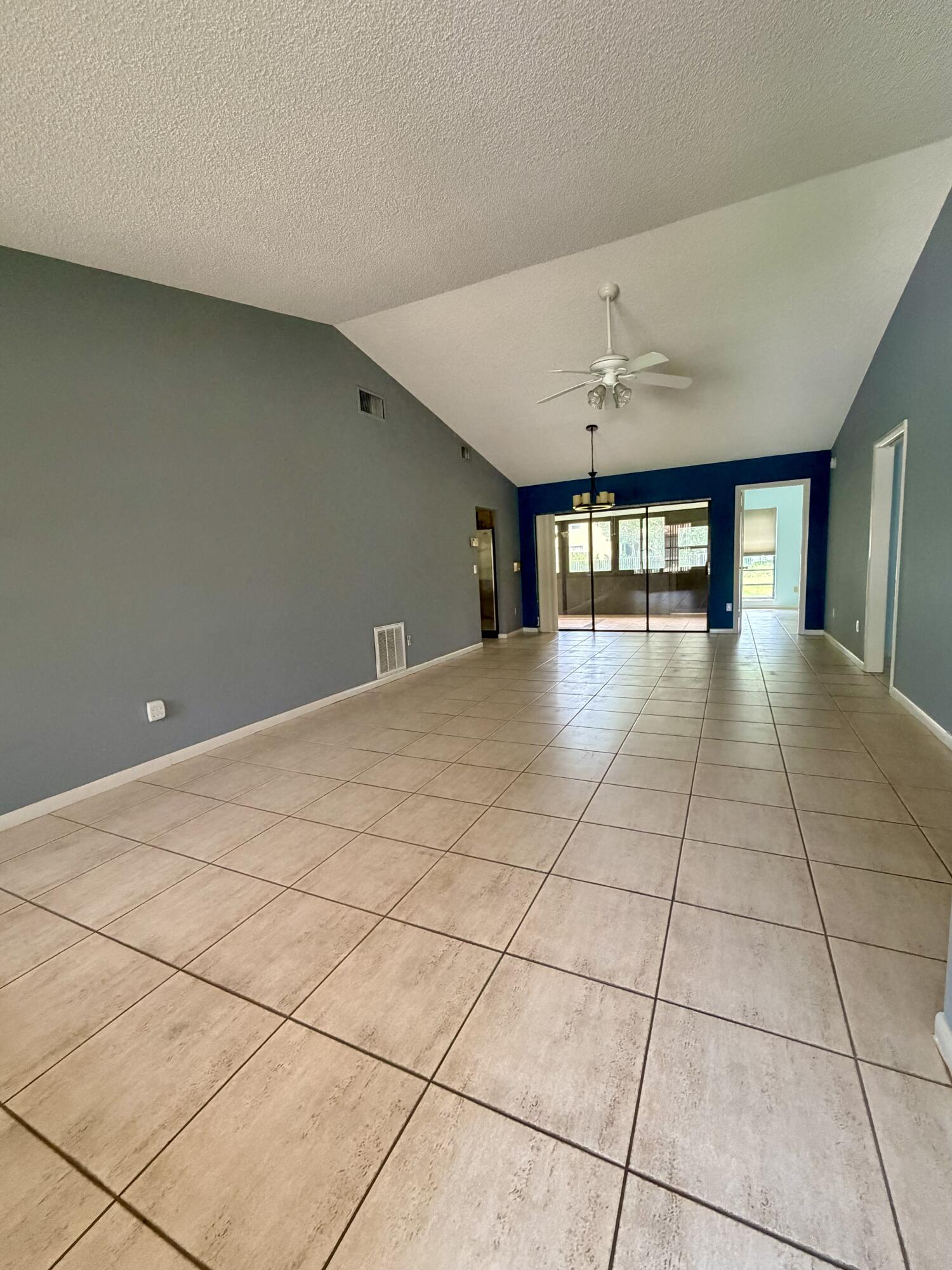 6273 Tall Cypress Circle Property Photo 2