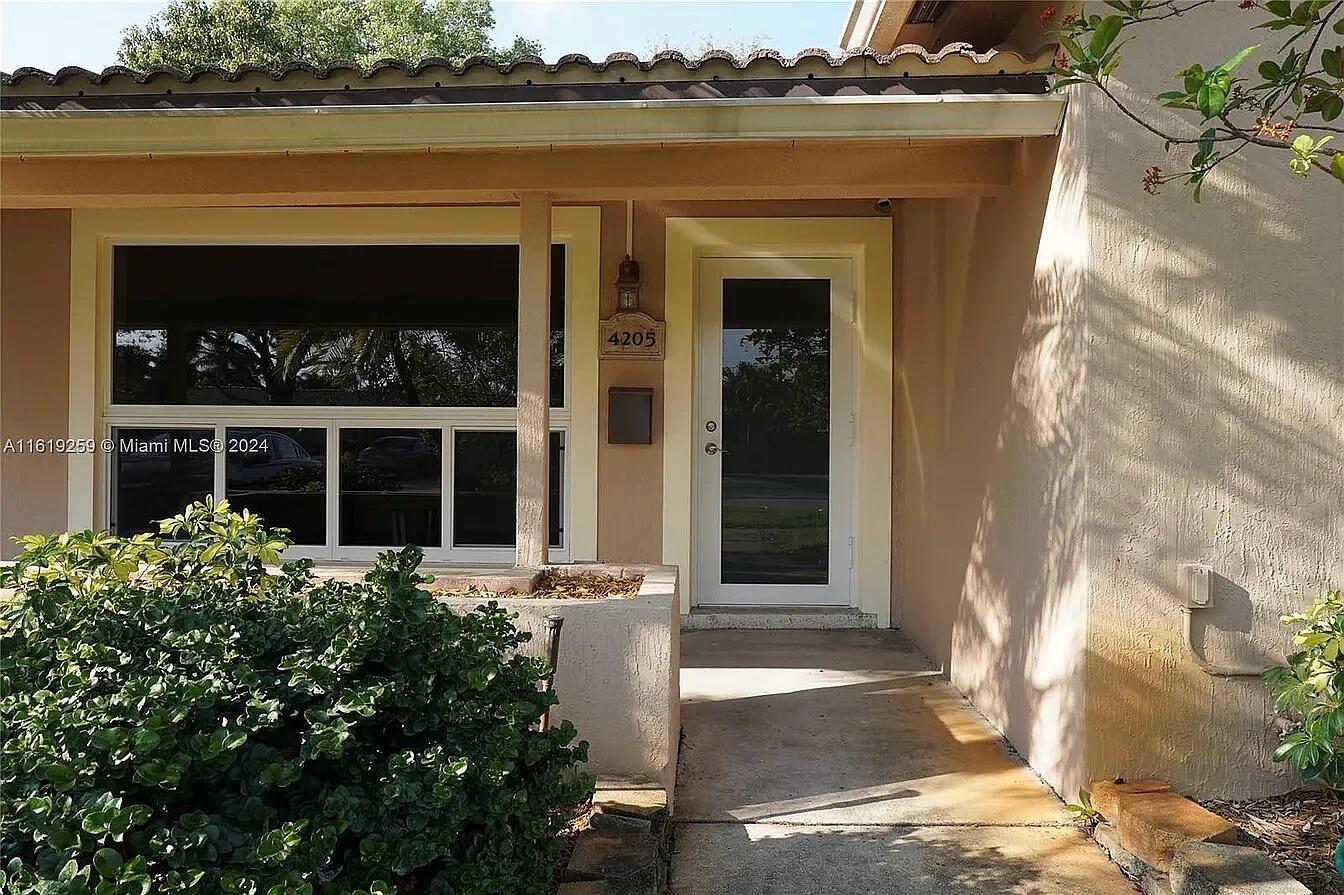 4205 Mckinley Street Property Photo 11