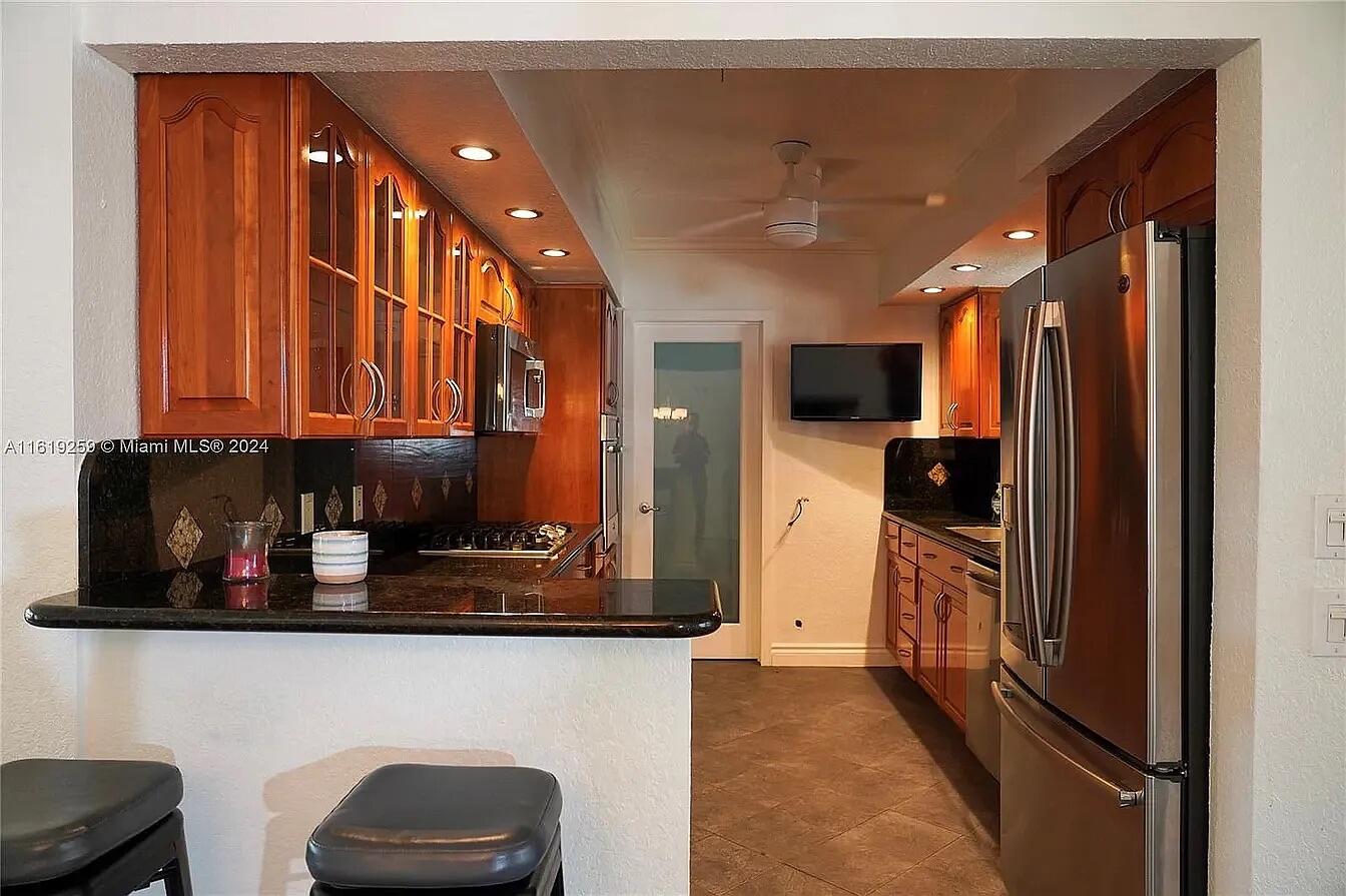 4205 Mckinley Street Property Photo 13