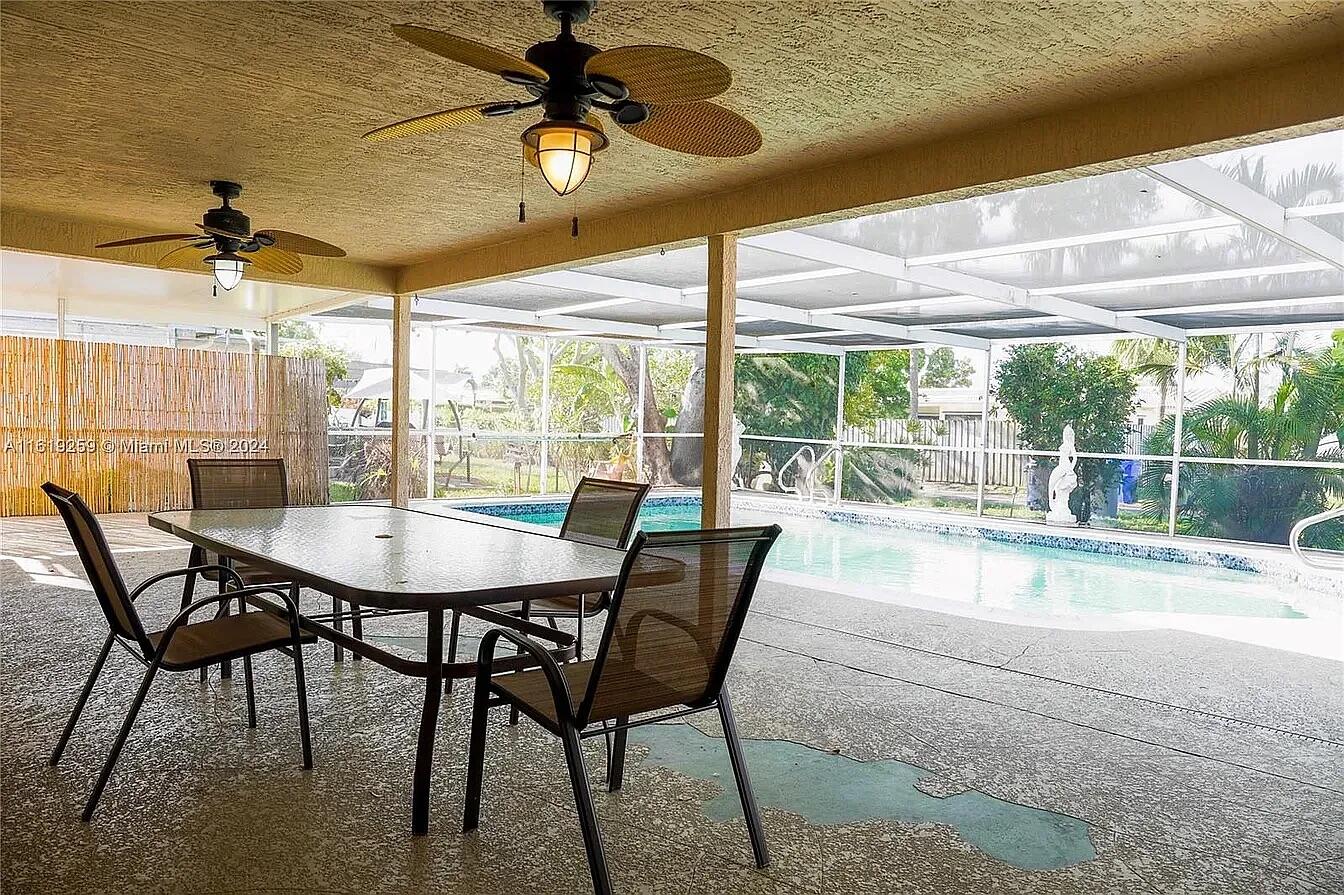 4205 Mckinley Street Property Photo 17