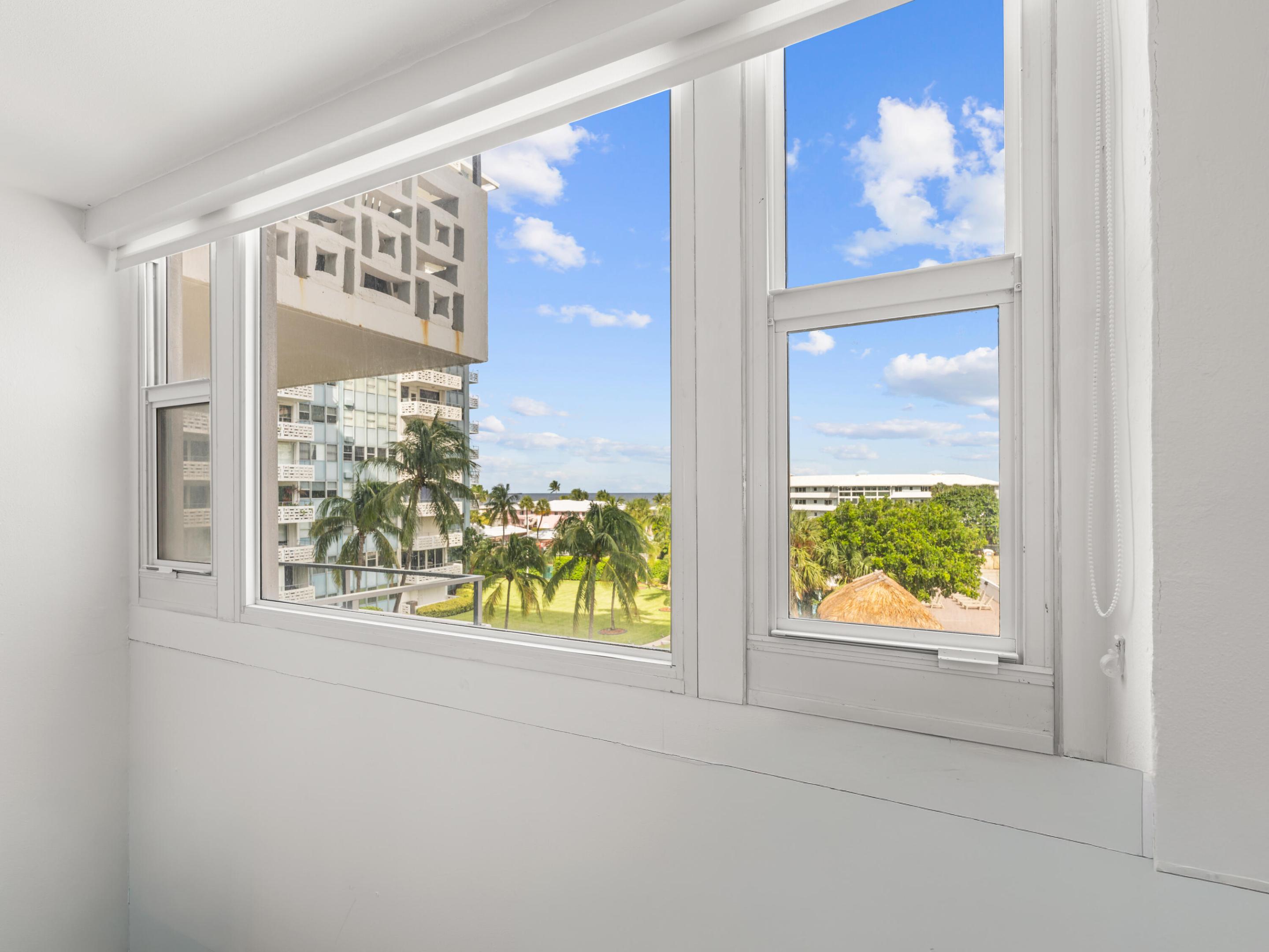 1900 S Ocean Drive 412 Property Photo 16