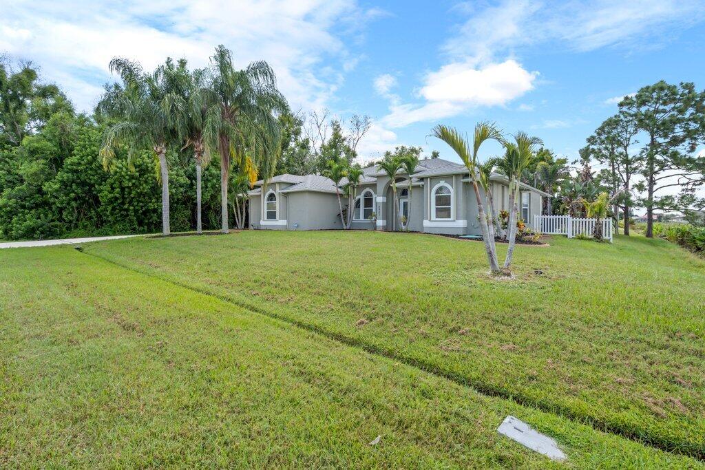 6862 Nw Jorgensen Road Property Photo 1