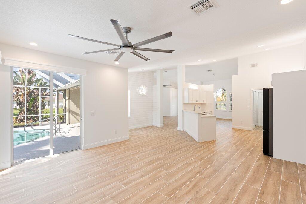 6862 Nw Jorgensen Road Property Photo 15