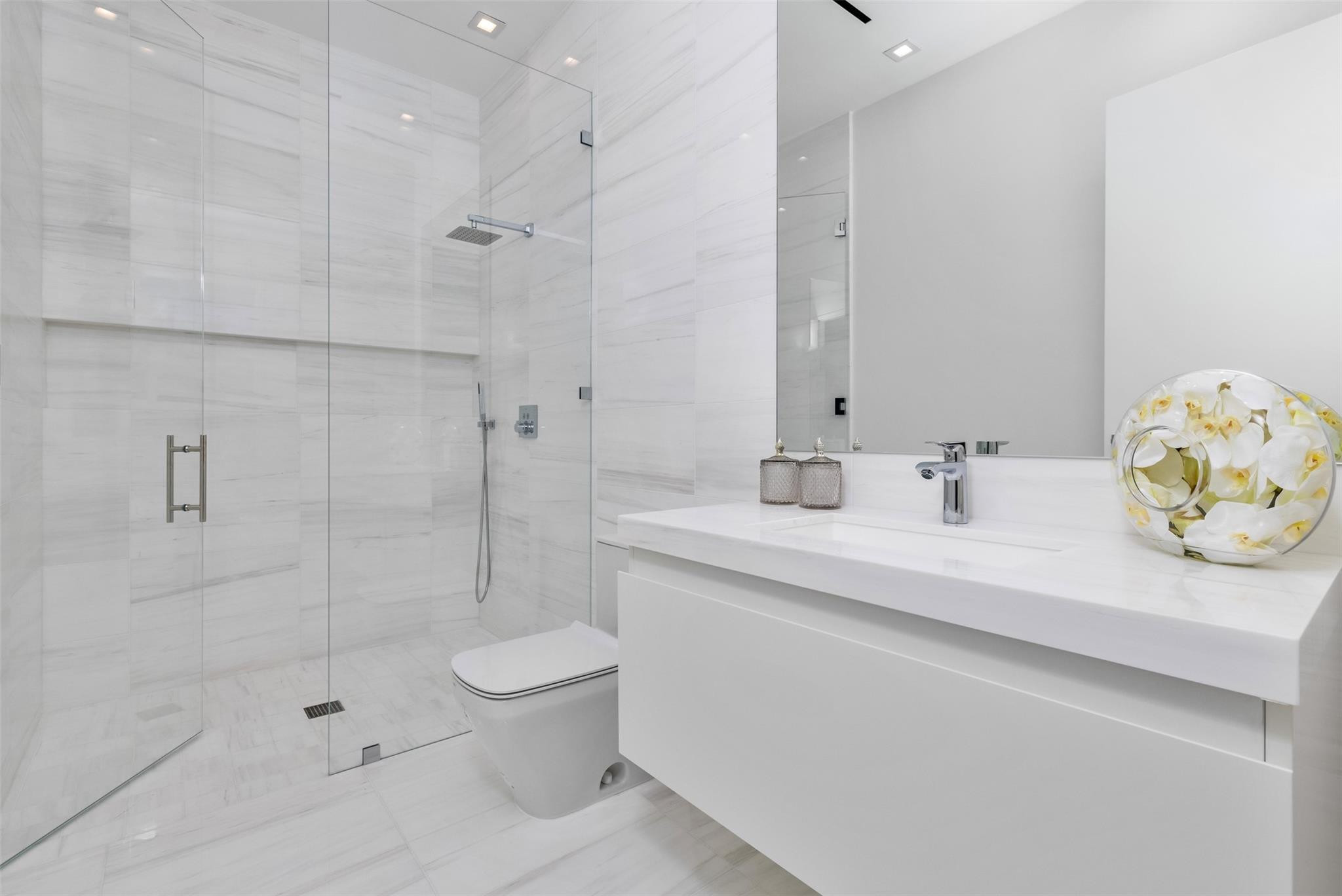 68 Isla Bahia Drive Property Photo 66