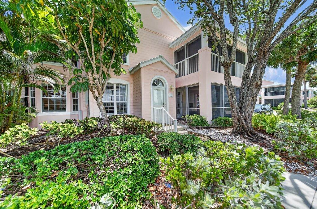 391 Ne Plantation Road 215 Property Photo 1