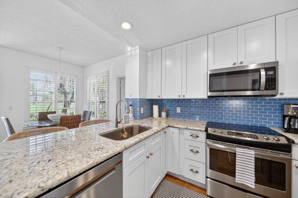 391 Ne Plantation Road 215 Property Photo 13