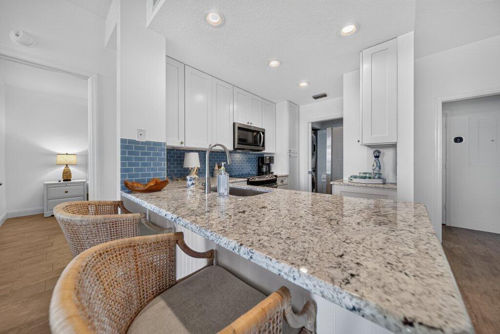 391 Ne Plantation Road 215 Property Photo 15