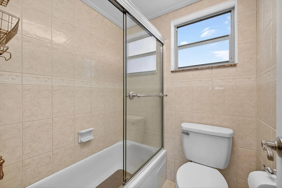 1541 S Ocean Boulevard 122 Property Photo 15