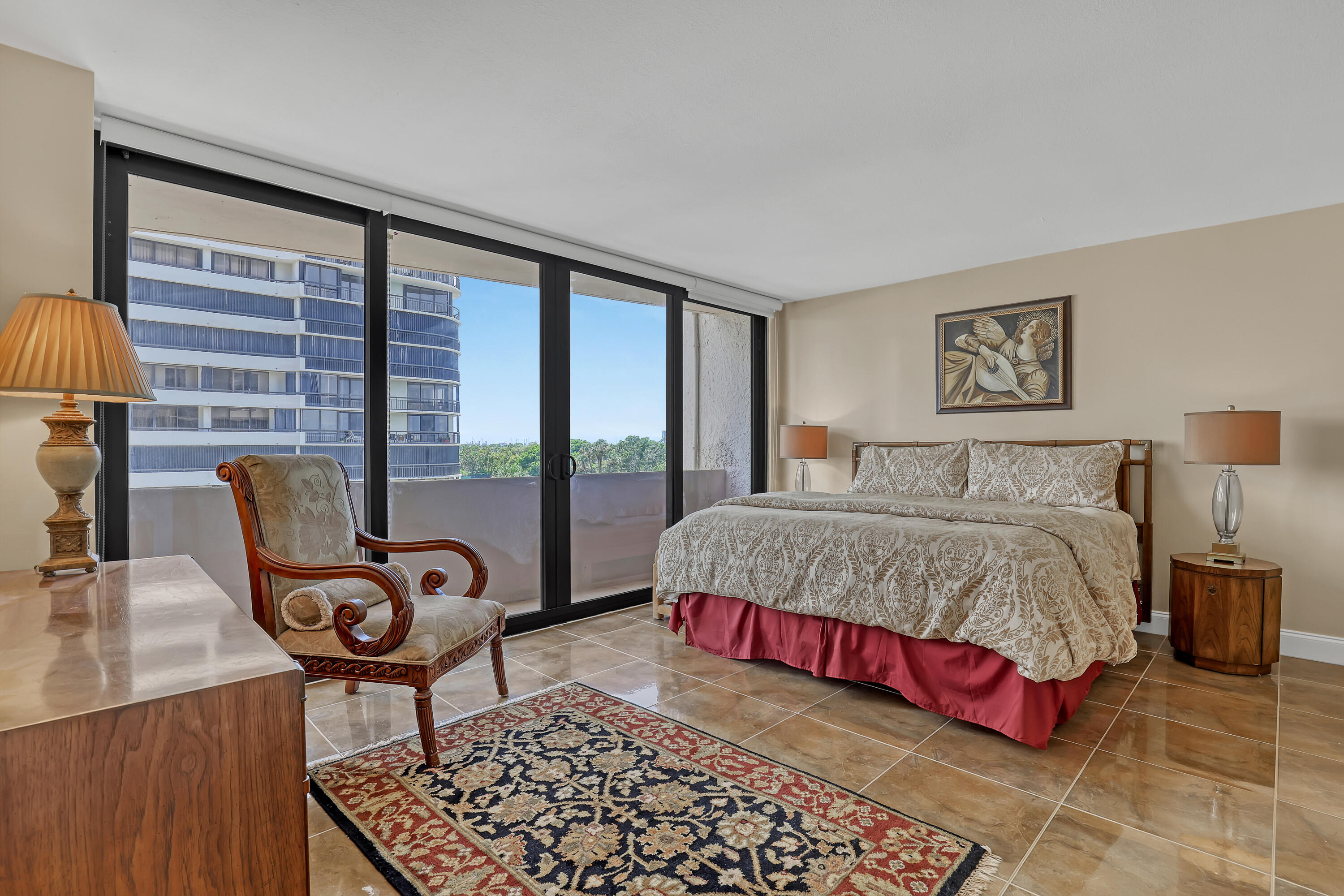 4200 N Ocean Drive 2-403 Property Photo 9