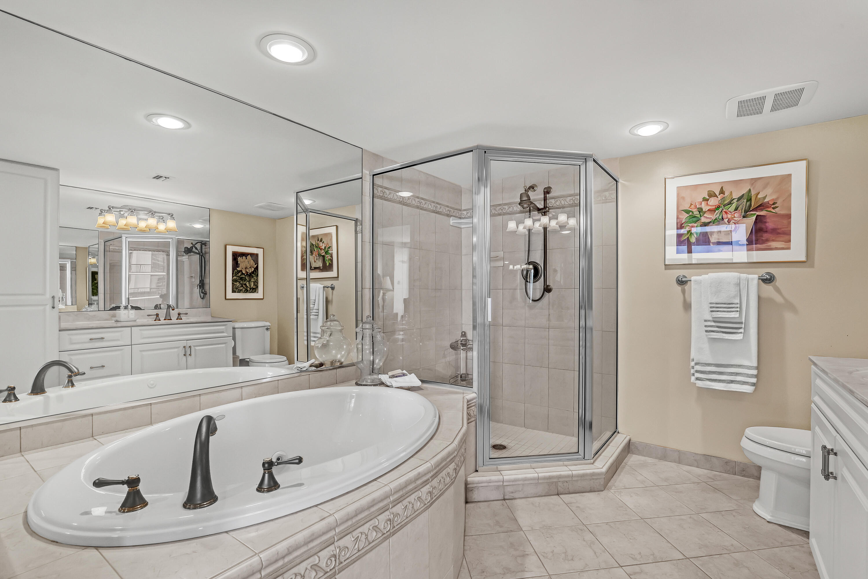 4200 N Ocean Drive 2-403 Property Photo 14