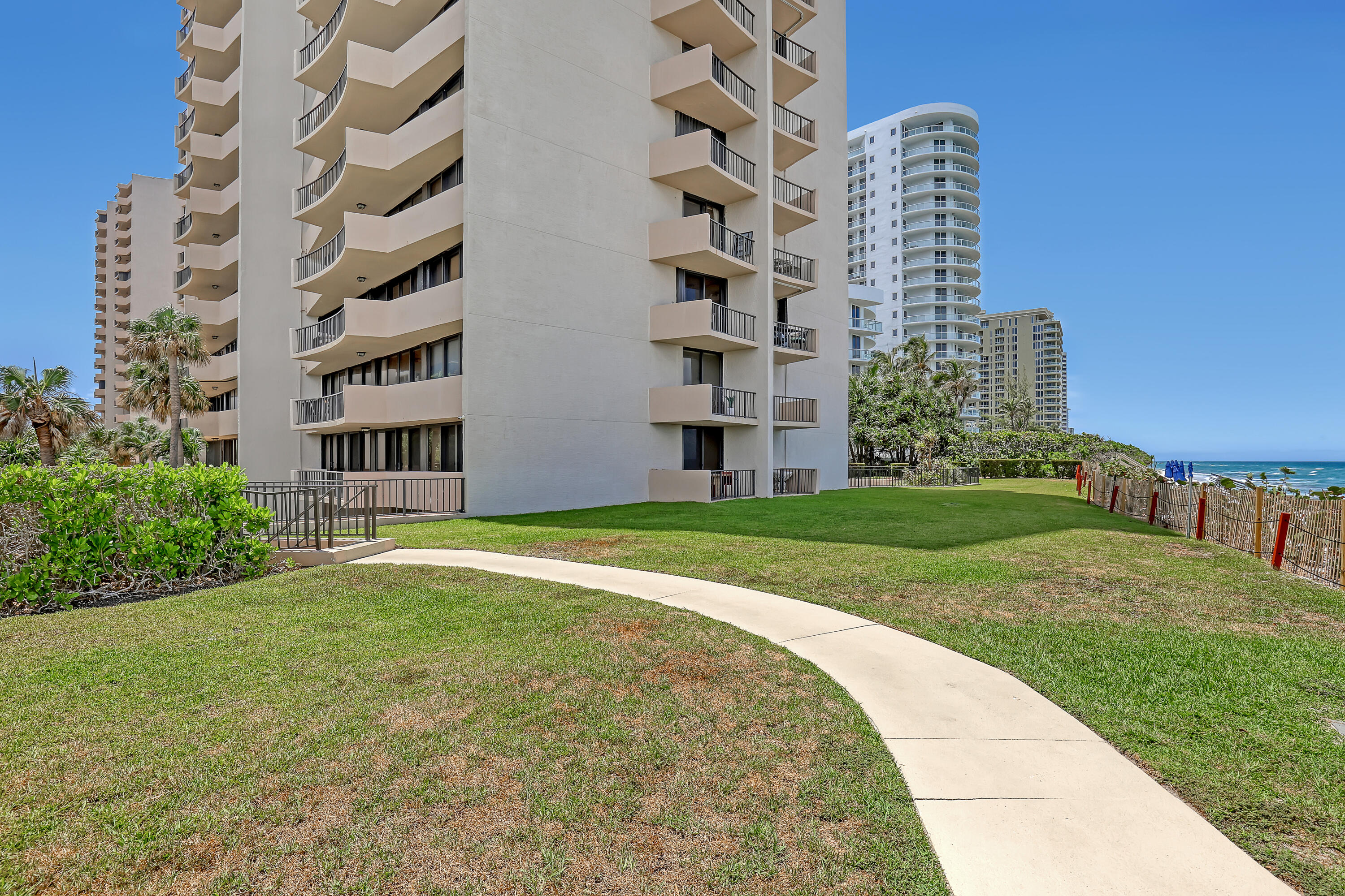 4200 N Ocean Drive 2-403 Property Photo 33