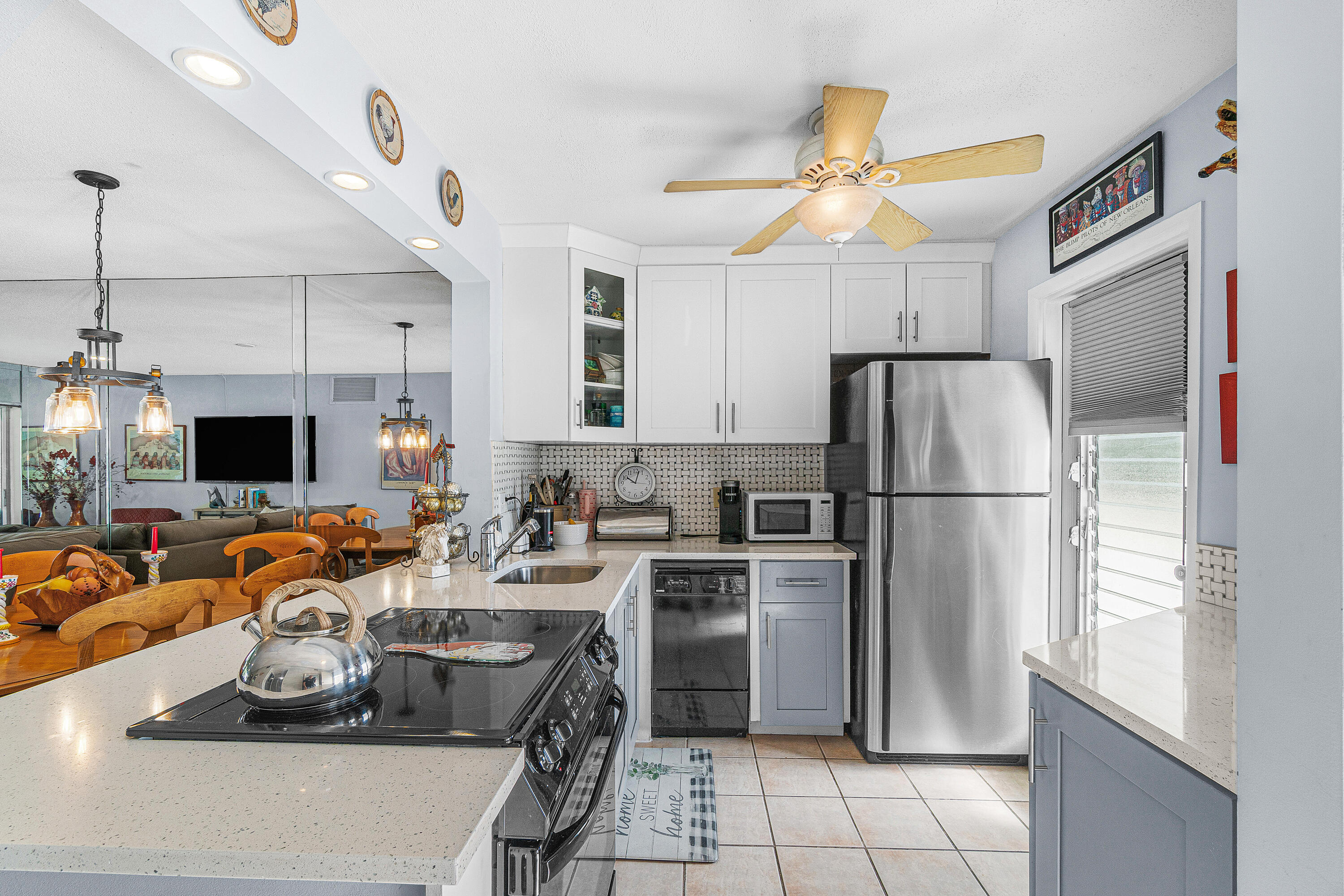 2161 Ne 1st Court 205 Property Photo 3