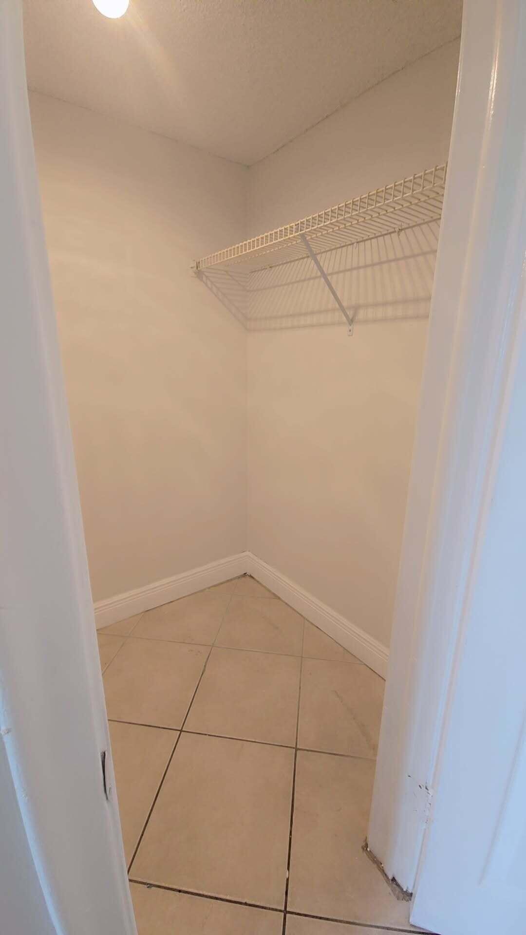 4121 Stirling Road 404 Property Photo 20