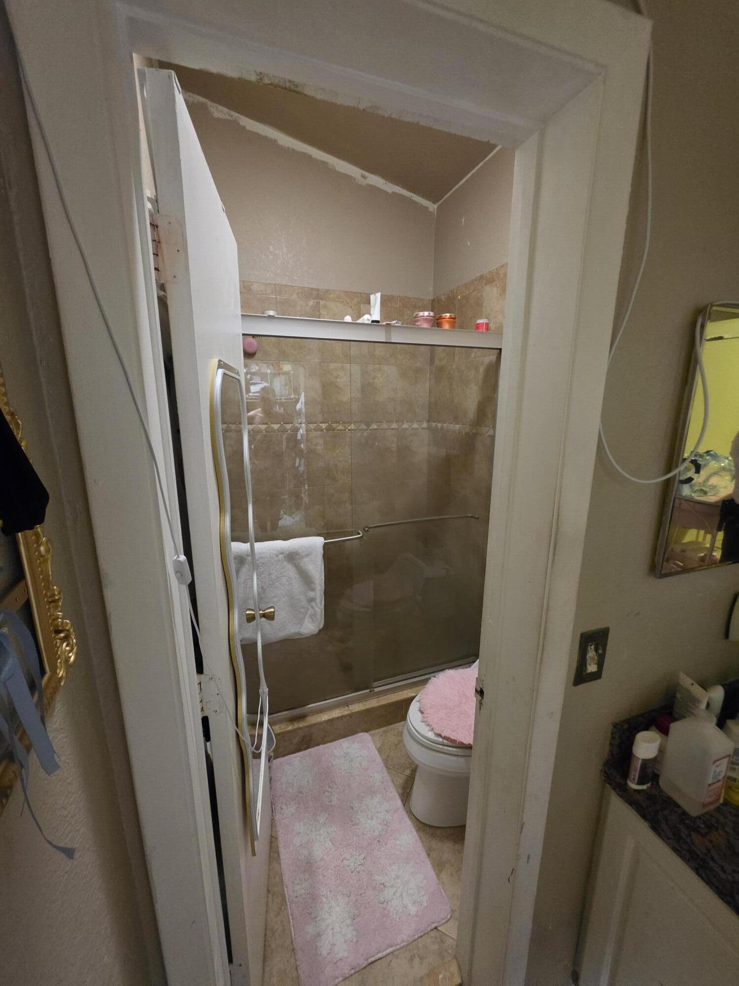 3852 Coral Tree Circle Property Photo 6