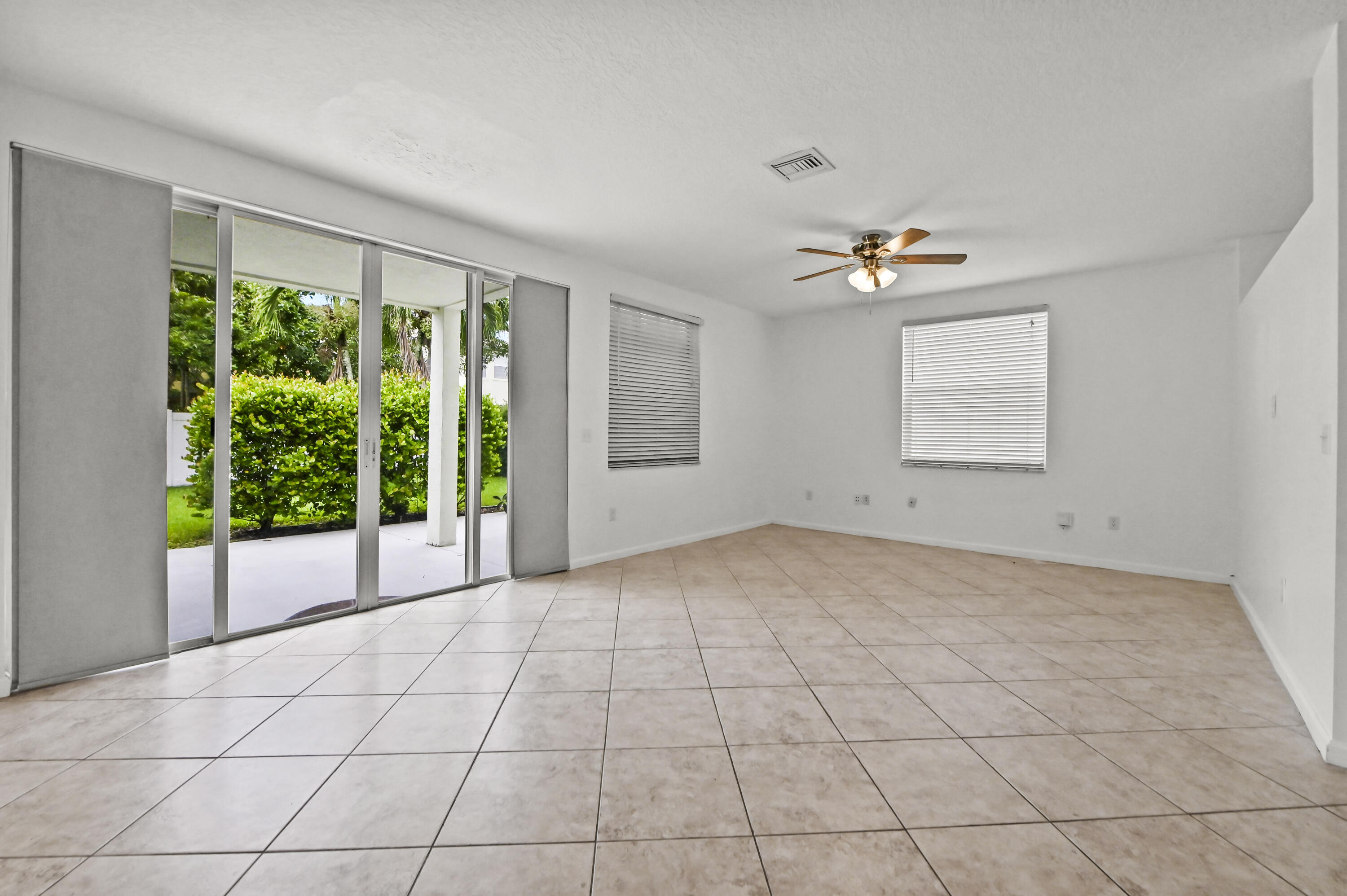 9861 Woodworth Court Property Photo 10