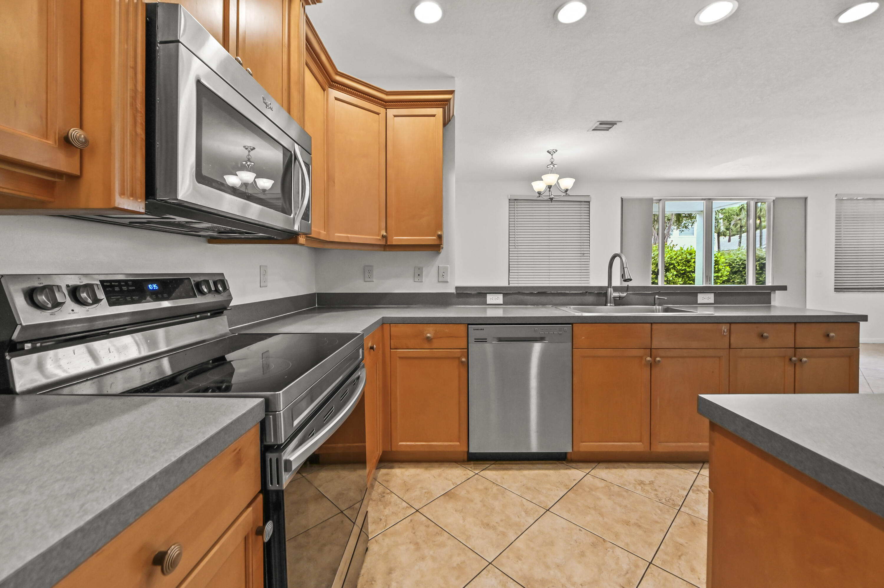9861 Woodworth Court Property Photo 11
