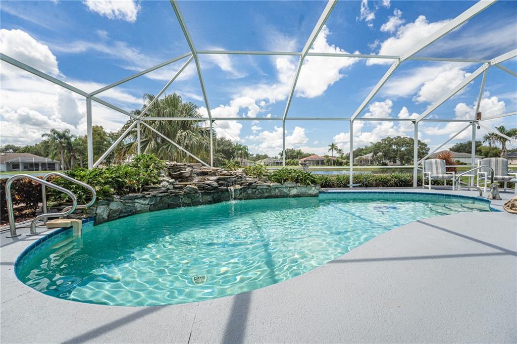 250 53rd Circle Property Photo 4