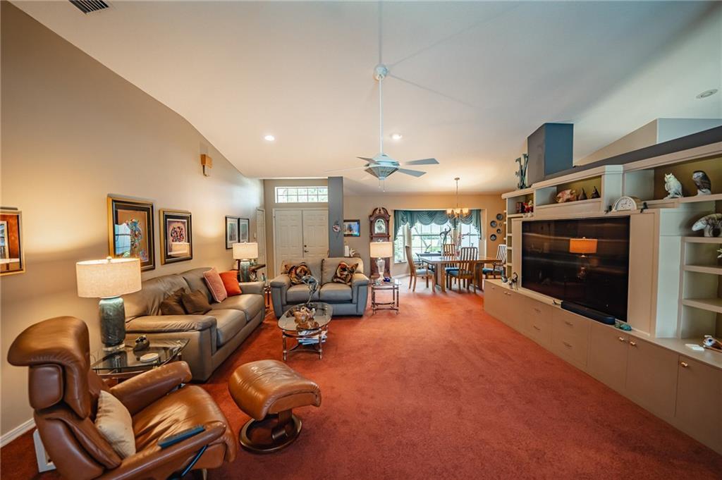 250 53rd Circle Property Photo 10