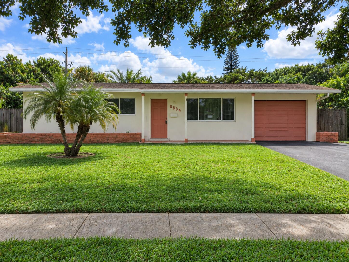 6884 Nw 12th Street Property Photo 1