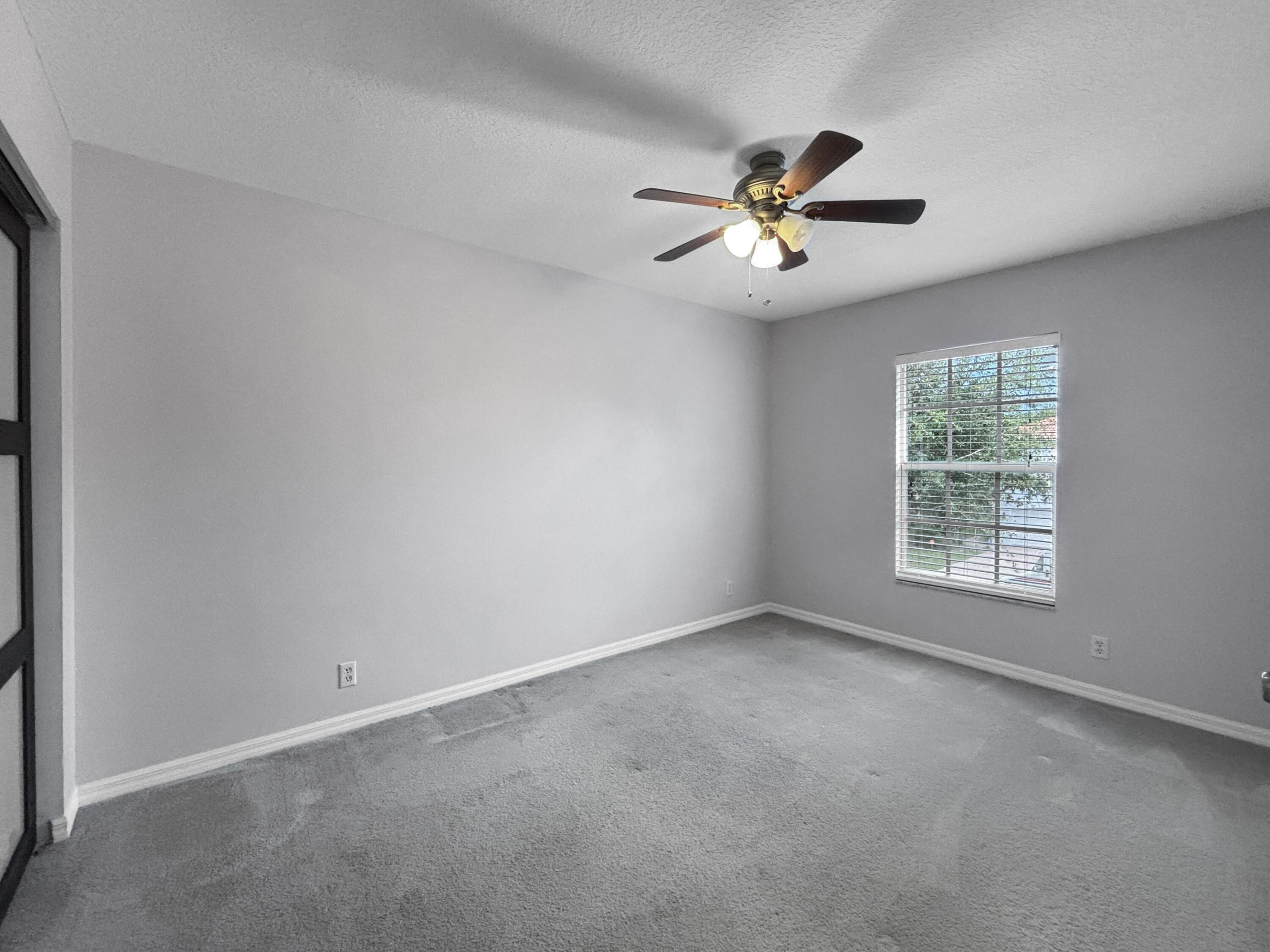 4528 Thornwood Circle Property Photo 20