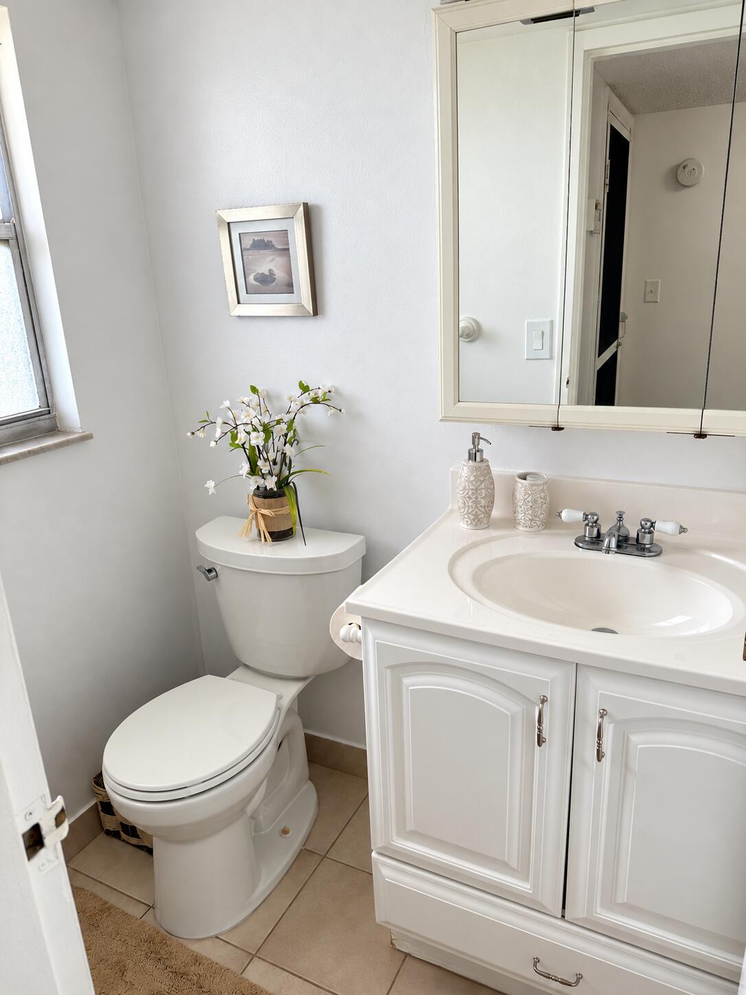 3661 Via Poinciana 113 Property Photo 8