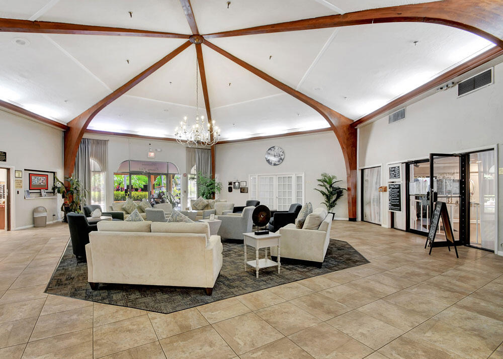 3661 Via Poinciana 113 Property Photo 22