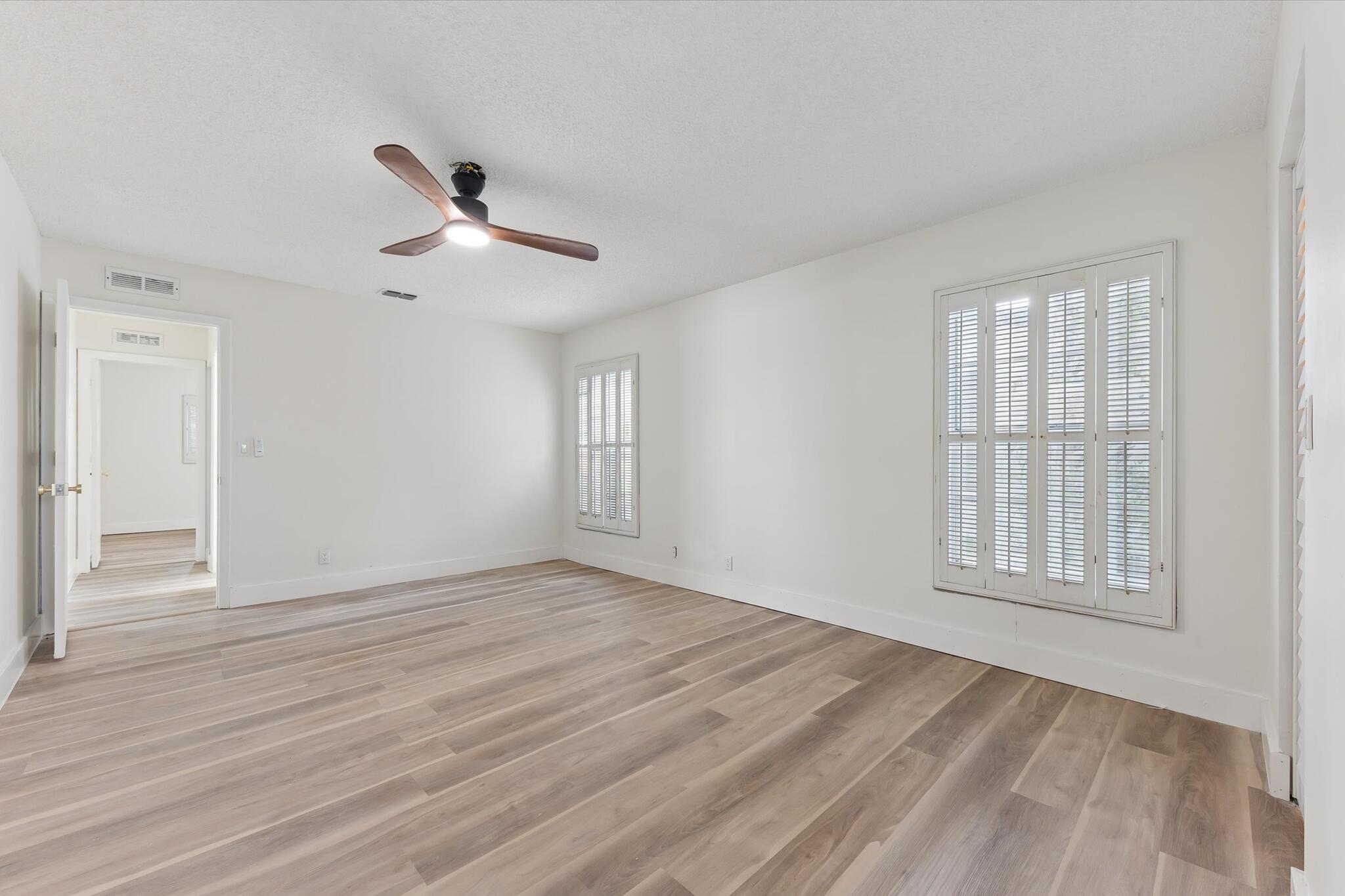 7198 Pine Forest Circle E Property Photo 22